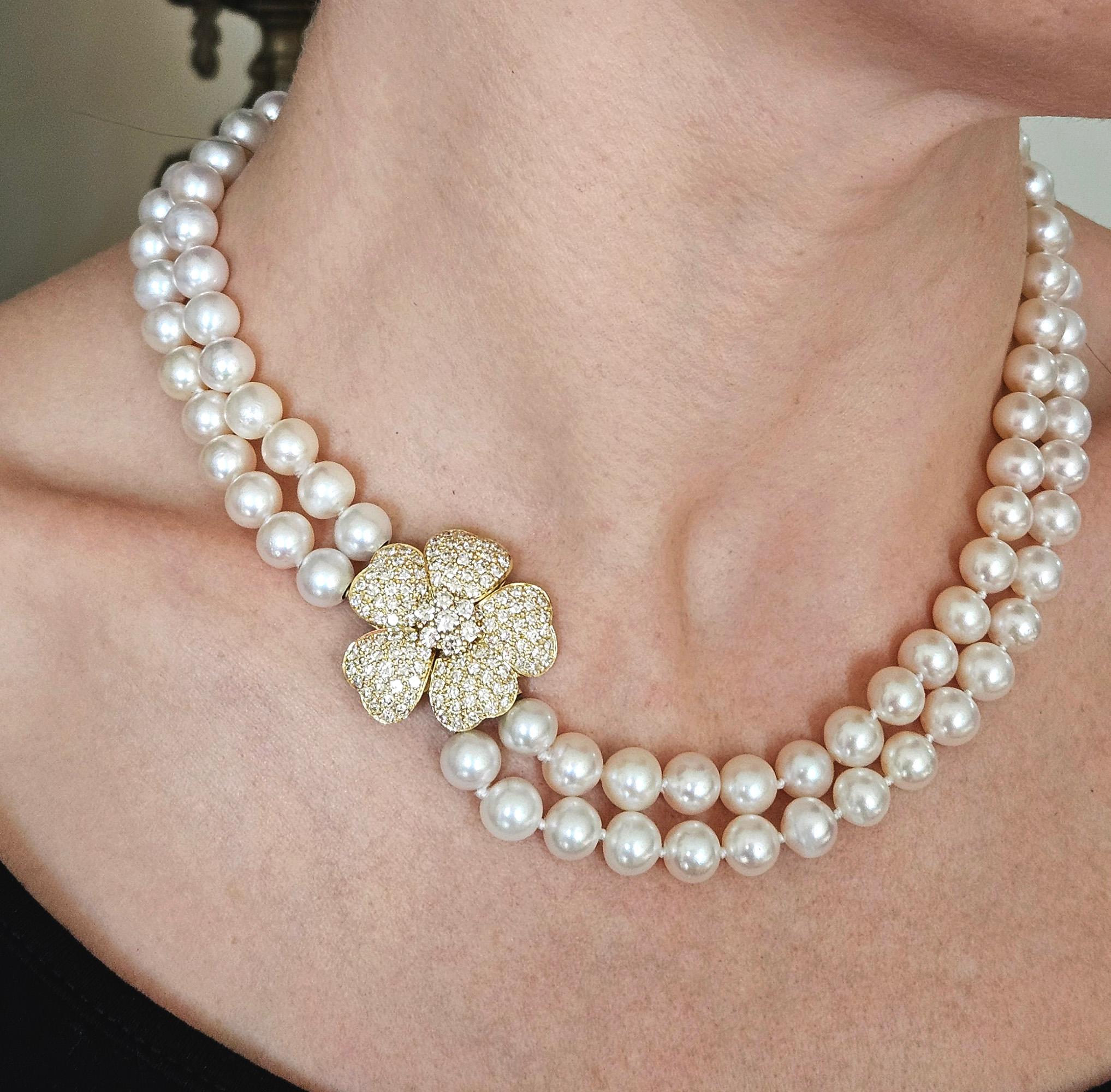 Women's 2.80ctw Diamond Flower Cultured Akoya White Double Strand Pearl 18KY Necklace For Sale