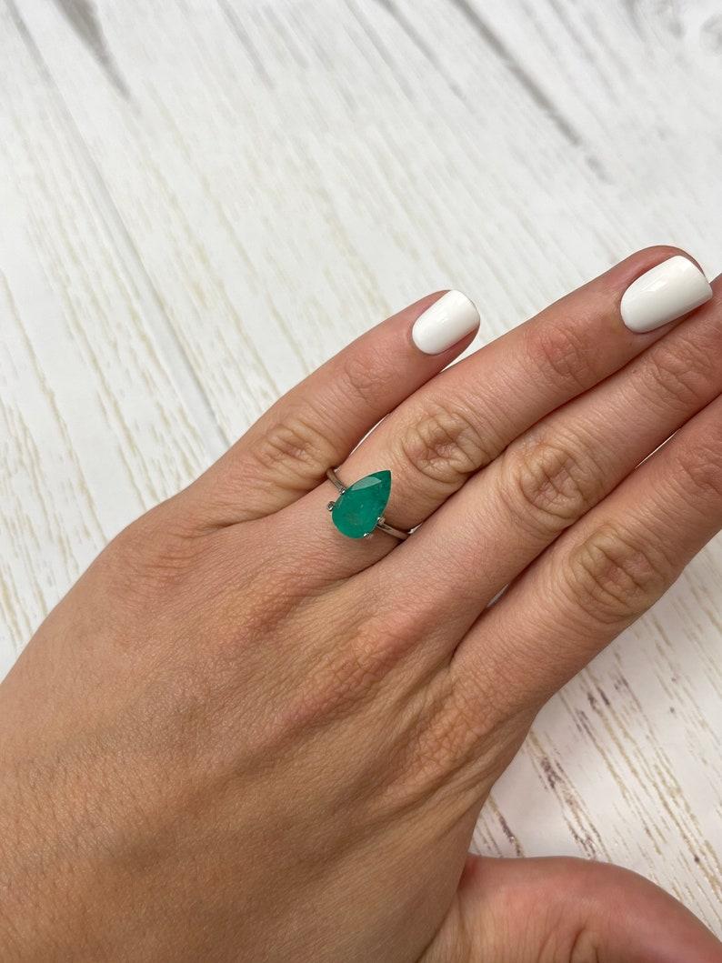 2.81 Carat 12.9x7.6 Green Colombian Emerald - Pear Cut Teardrop May Birthstone For Sale 4