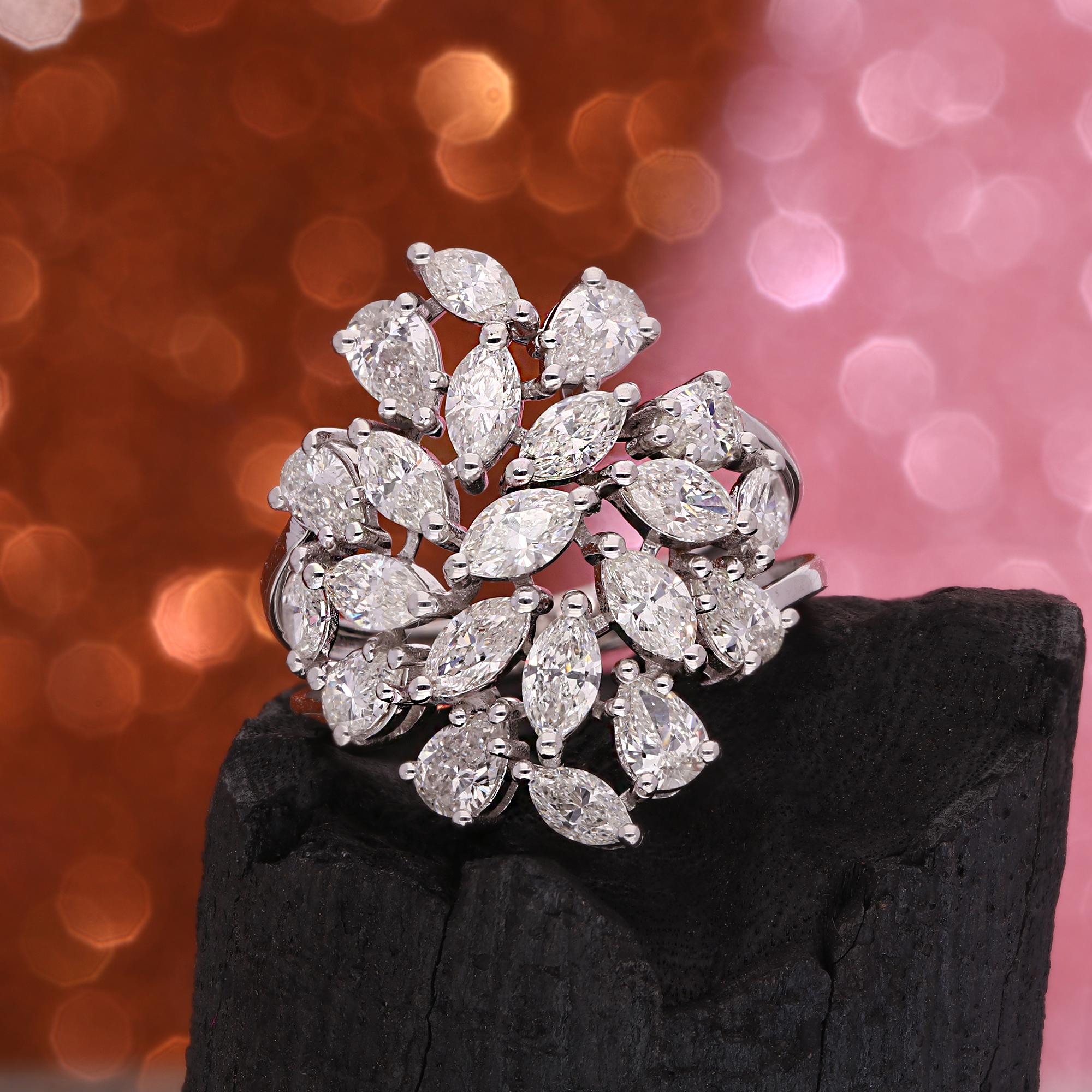 Im Angebot: 2,81 Karat SI/HI Marquise Birnen-Diamant-Cluster-Ring aus 18 Karat Weißgold () 4