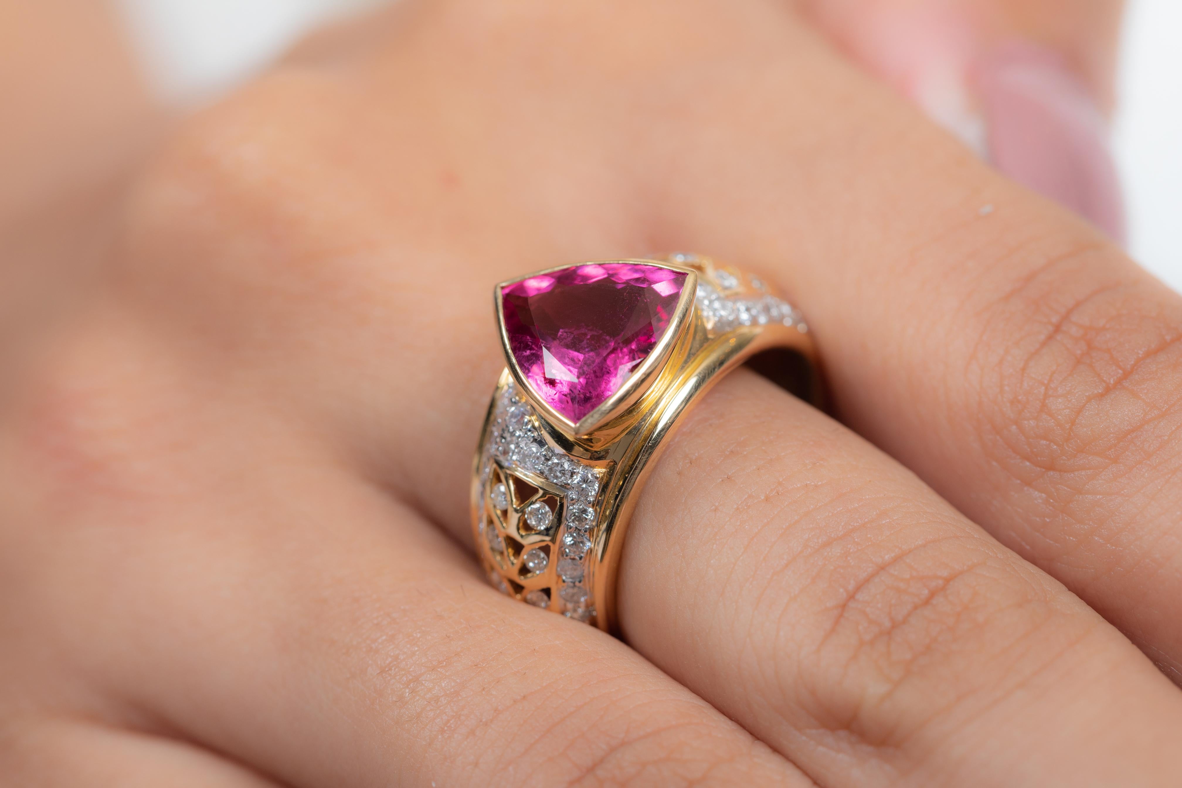 For Sale:  2.81 Carat Trillion cut Ruby Diamond Bridal Ring in 18K Yellow Gold  2