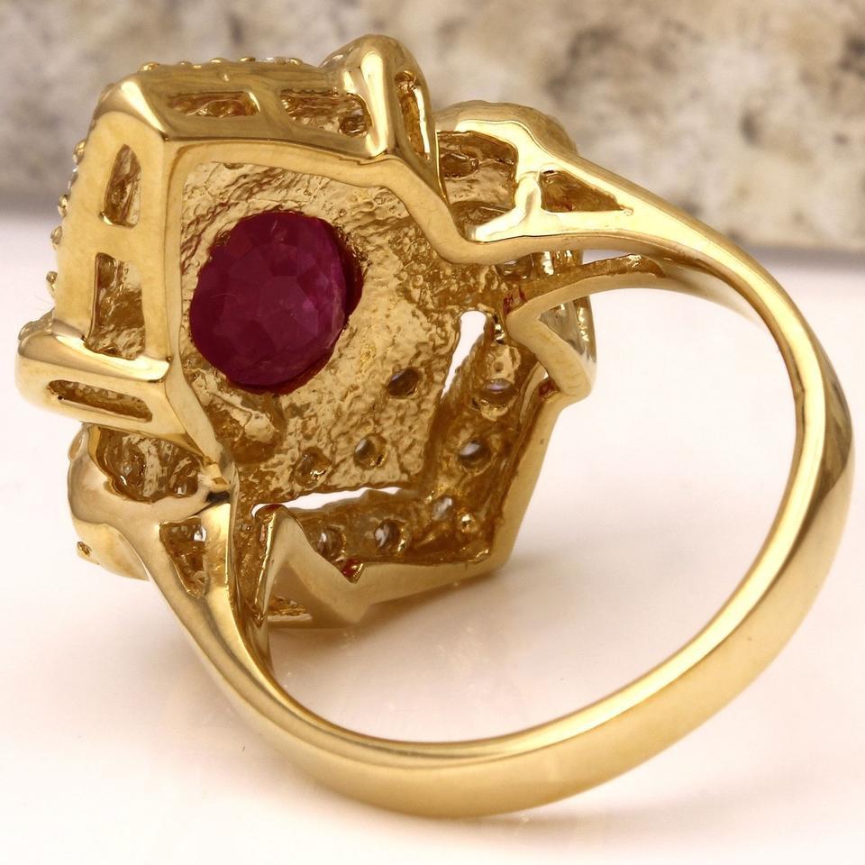 Women's 2.81 Carat Impressive Natural Red Ruby and Diamond 14 Karat Yellow Gold Ring For Sale