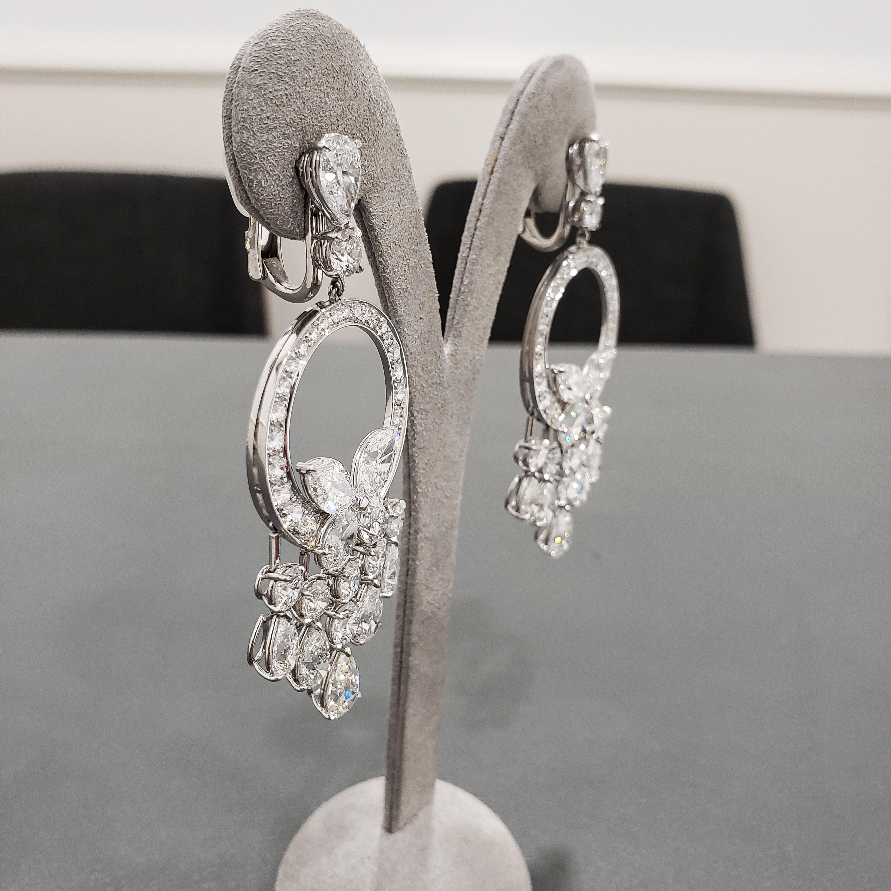 28.19 Carat Total Mixed Cut Diamond Open Work Chandelier Earrings in Platinum For Sale 2