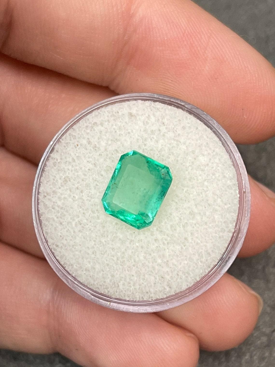 Taille émeraude 2.81ct Chunky Green Emerald Cut Muzo Gem 9.2x7.8 Genuine May Birthstone (Pierre de naissance de mai) en vente