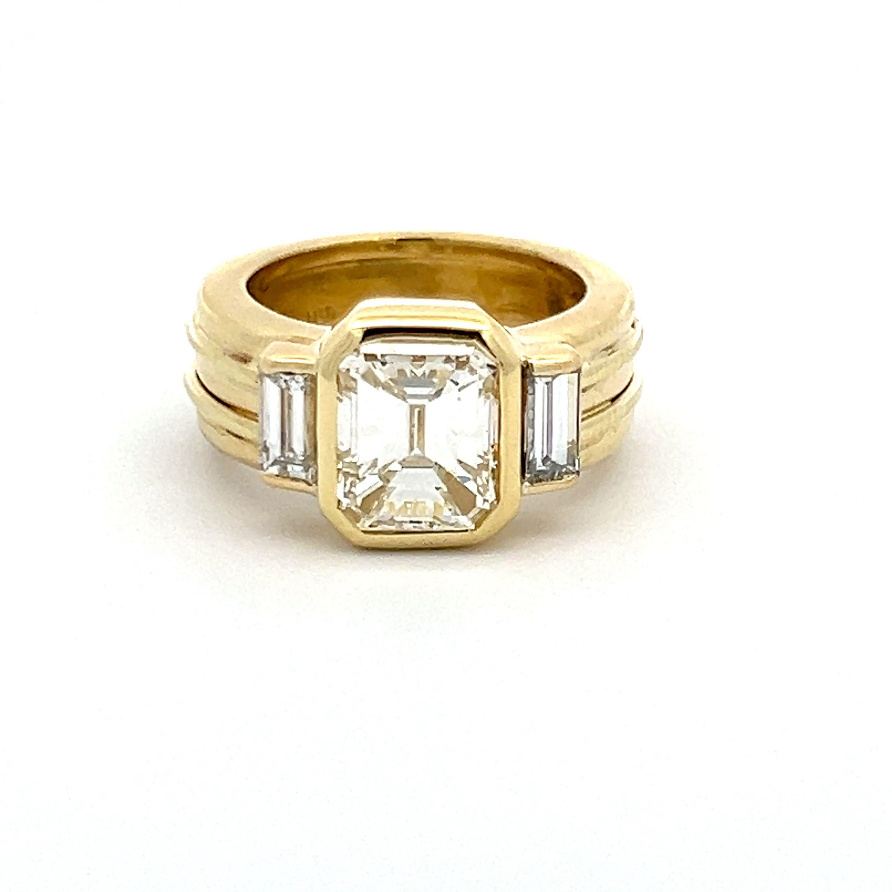 Title:
2.82 Carat Emerald Cut J VS2 and Baguette Shape I VS1 Diamond 18 Karat Yellow Gold Engagement Ring


Style:
Engagement


Metal:
18 Karat Yellow Gold


Gemstone 1:
0.4 Carat Diamond


Number of