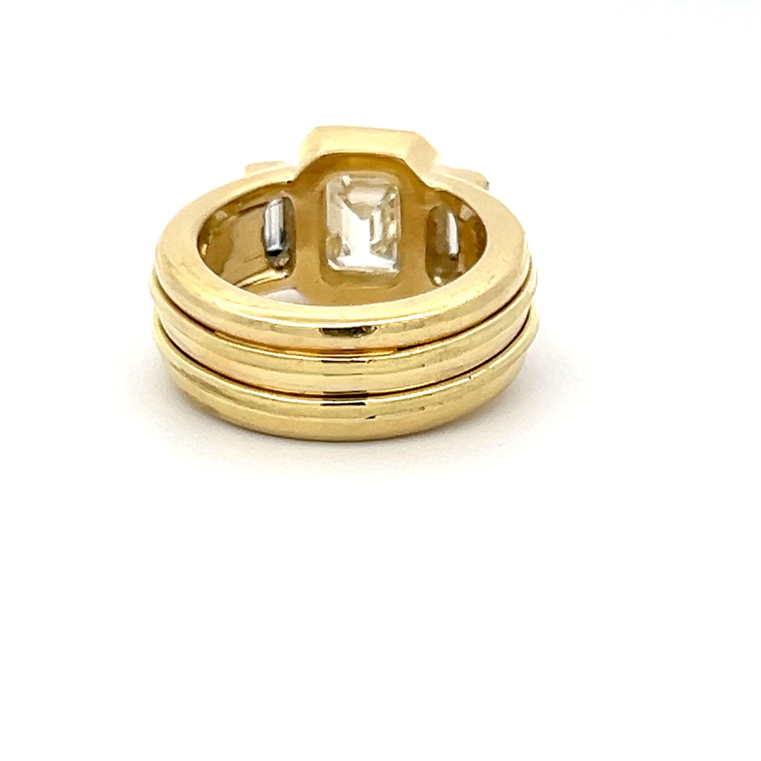 2.82 Carat Emerald Cut and Baguette Diamond 18K Yellow Gold Engagement Ring For Sale 3