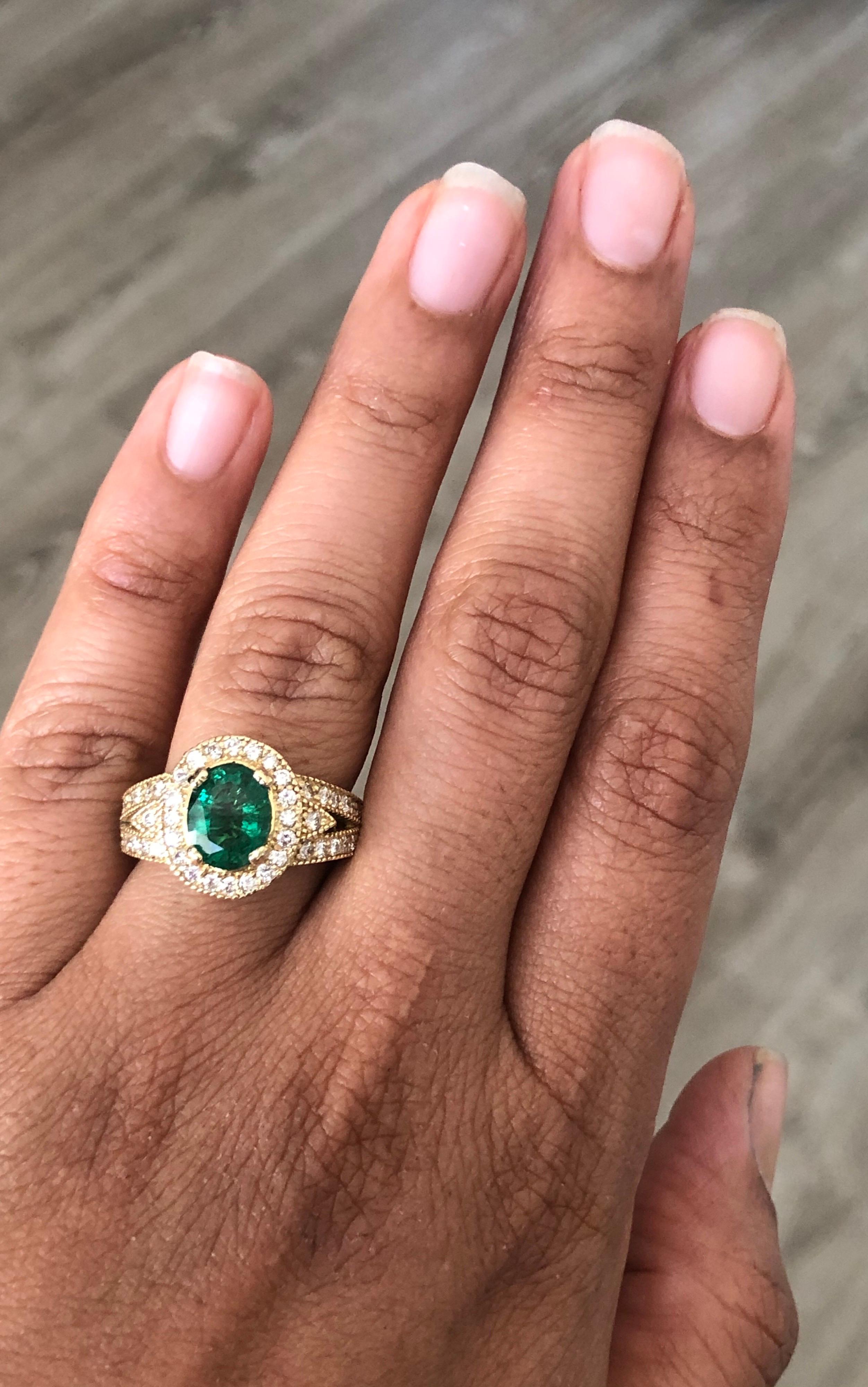 2.82 Carat Emerald Diamond 14 Karat Yellow Gold Ring In New Condition For Sale In Los Angeles, CA