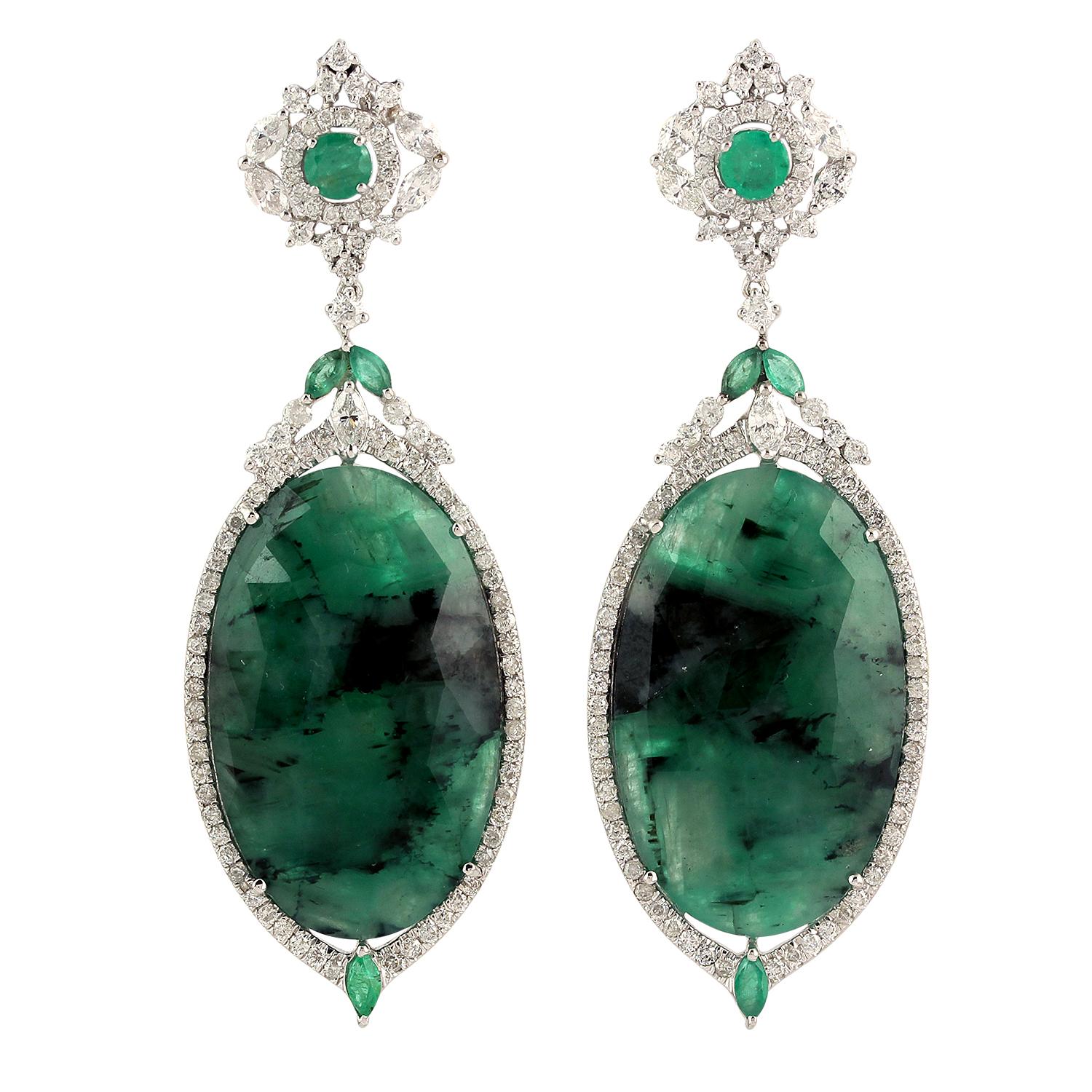 Oval Cut 28.2 Carat Emerald Diamond 18 Karat Gold Earrings For Sale