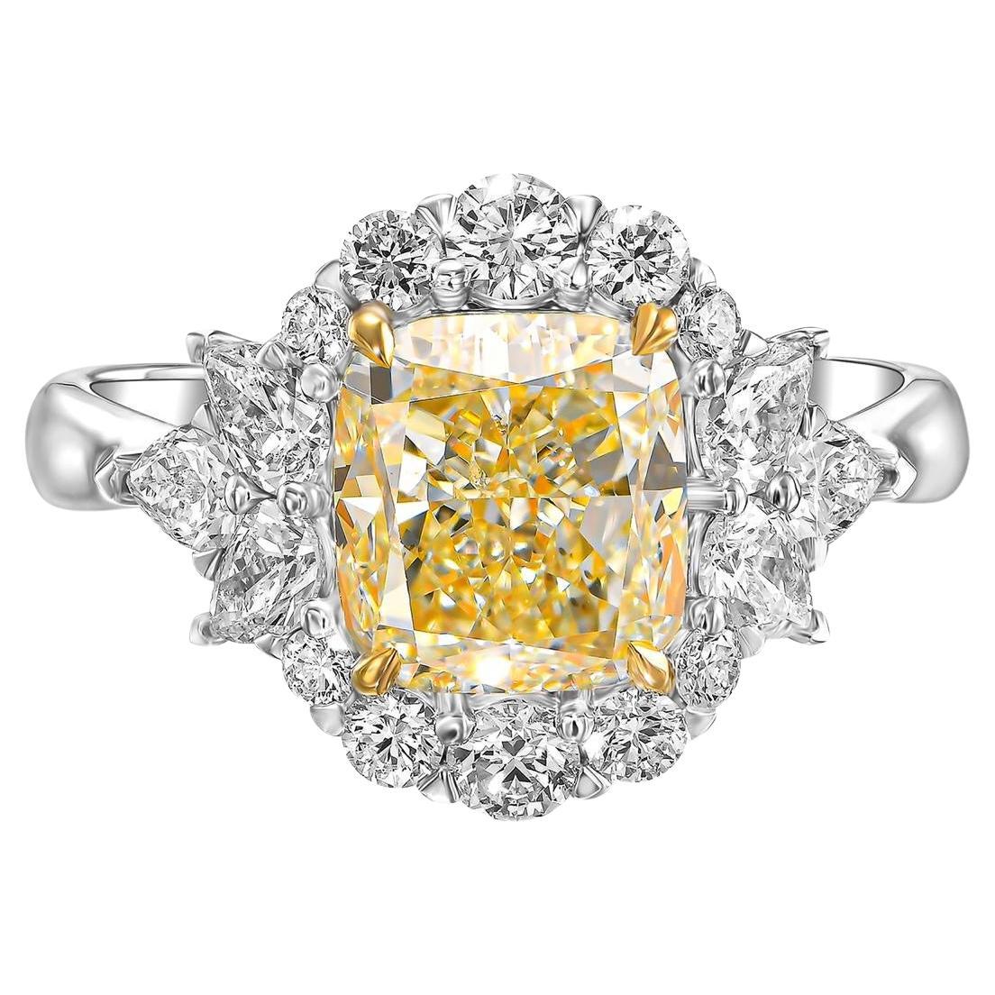 2,82 Karat gelber Diamant Verlobungs-Cocktailring, 18K Gold IGI zertifiziert im Angebot