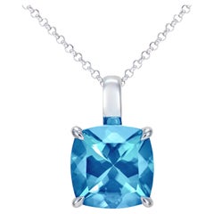 Pendentif en or blanc 18 carats avec topaze bleue de Londres de 2,82 carats. 