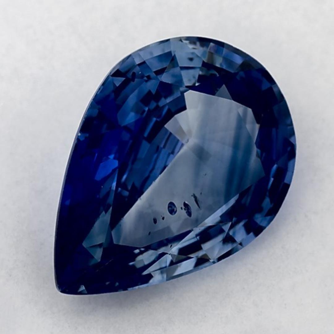 Una pietra natale di settembre molto preziosa con un delizioso colore blu. Si ritiene che portino fortuna e fortuna alla vita.

Esplora la vivace collezione di smeraldi, rubini e zaffiri nel nostro negozio, disponibili come gemme sciolte e