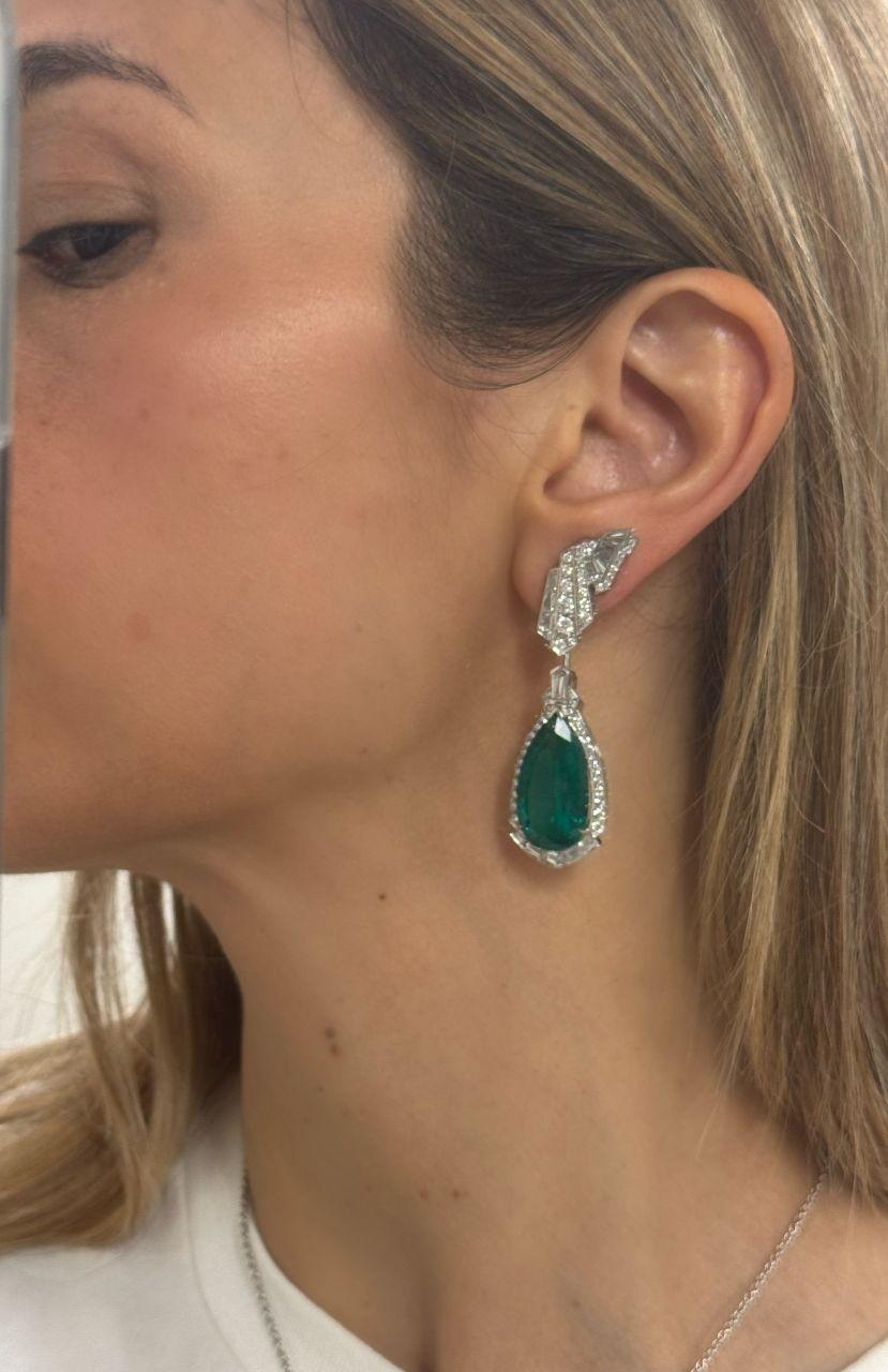 Art Nouveau Orecchini con smeraldo perlato e diamanti colombiani, certificati Gübelin in vendita
