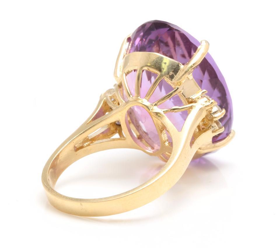 28.25 Carat Natural Amethyst and Diamond 14 Karat Solid Yellow Gold Ring In New Condition For Sale In Los Angeles, CA