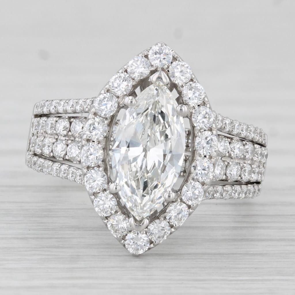 Anillo de compromiso con halo de diamantes marquesa de 2,82 ctw Oro blanco de 18k Talla 7,5 GIA en Bueno estado para la venta en McLeansville, NC