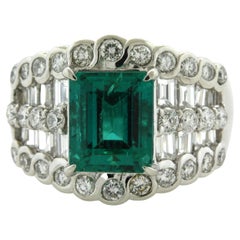 2.83 Carat Gem Colombian Emerald Diamond Platinum Ring, GIA Certified
