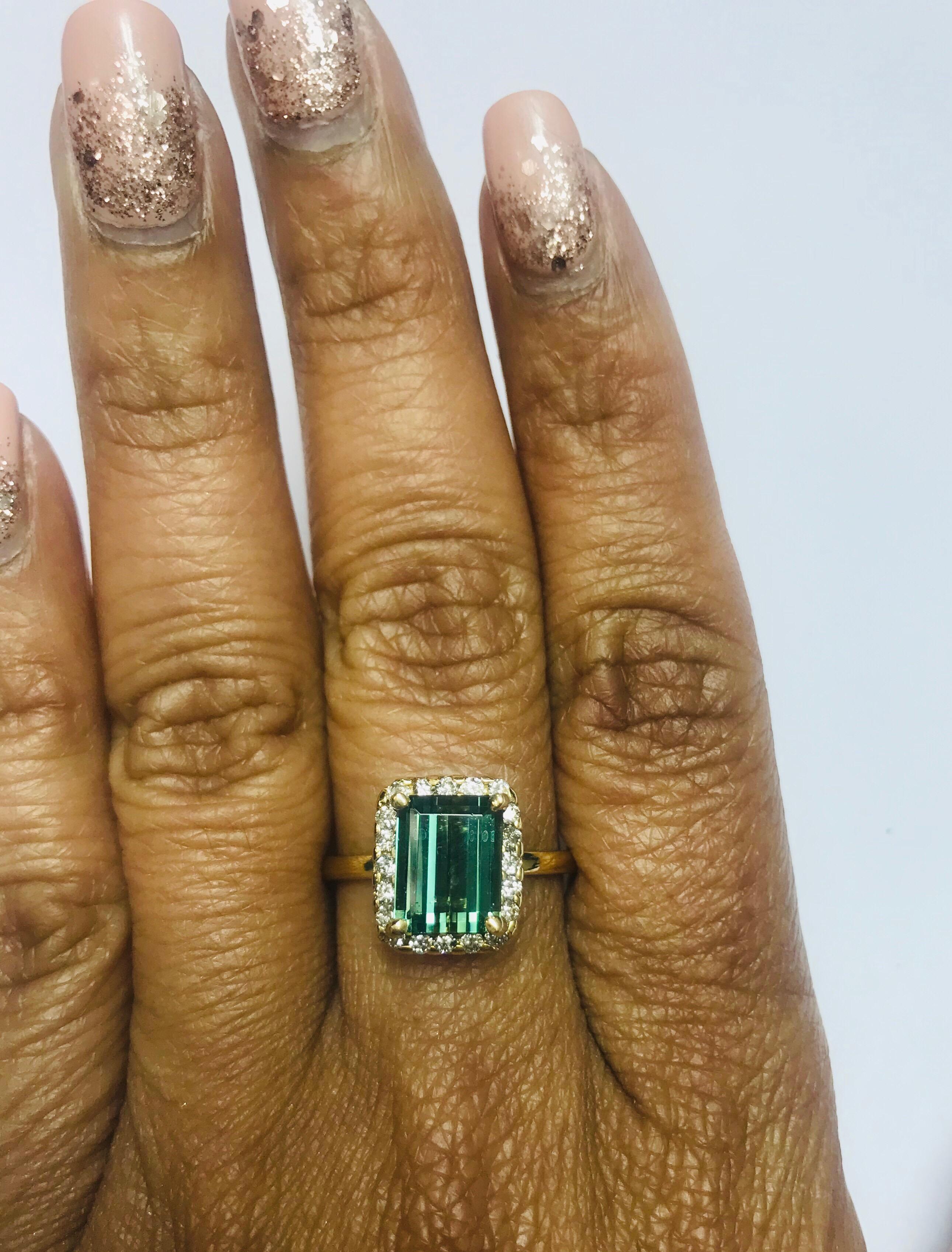 2.83 Carat Green Tourmaline Diamond 14 Karat Yellow Gold Engagement Ring In New Condition For Sale In Los Angeles, CA