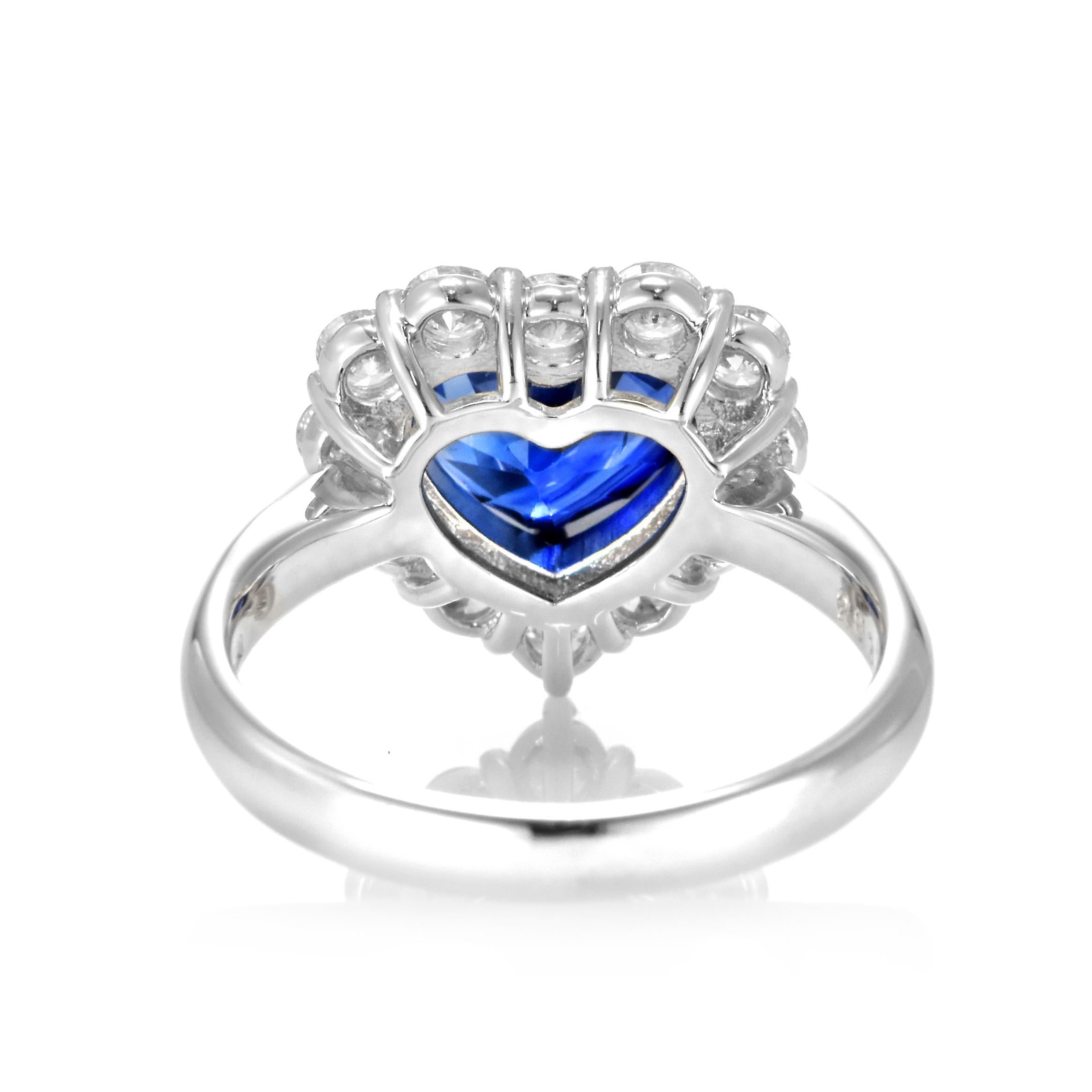 2.83 Carat Natural Sapphire and Diamond Ring Made in Platinum For Sale 7
