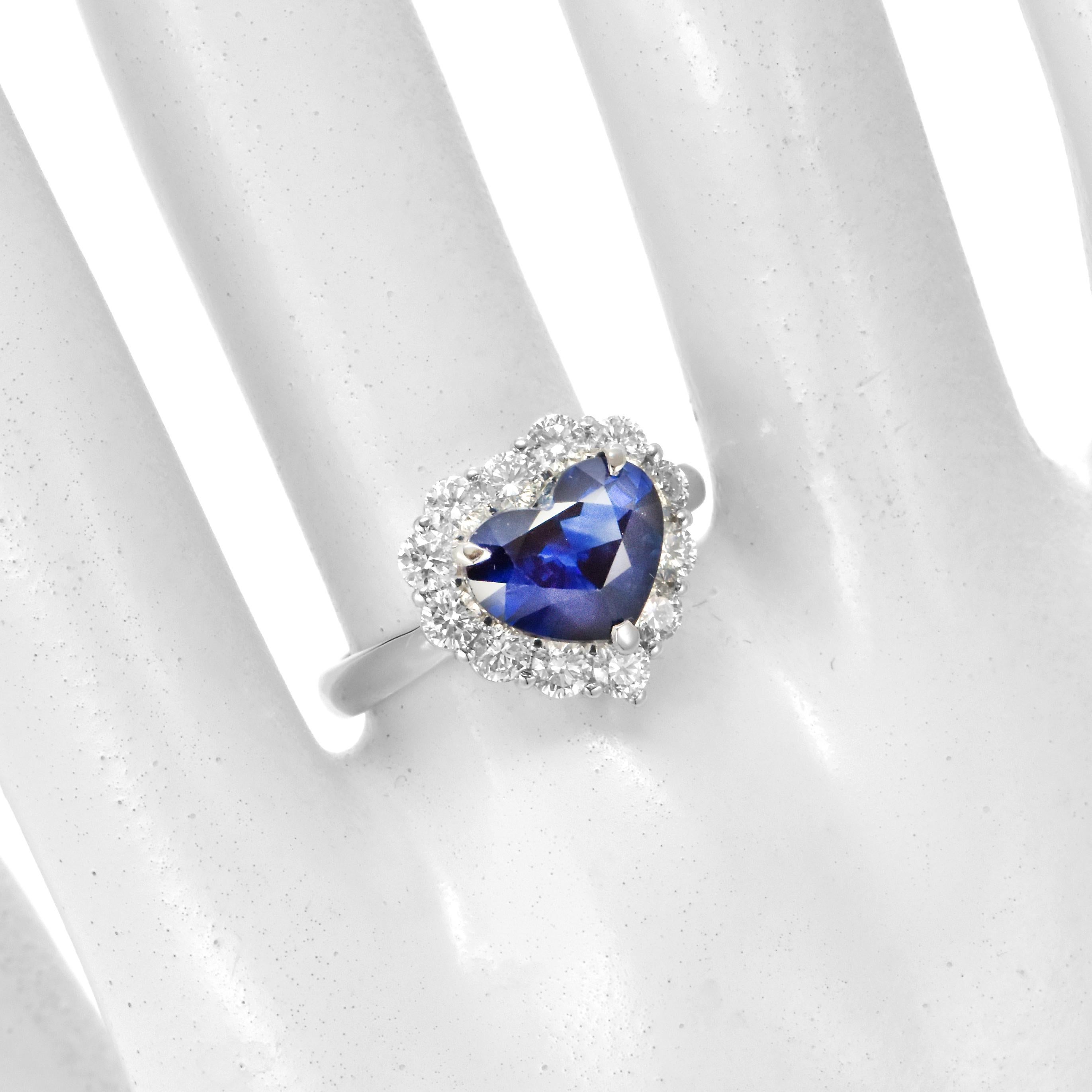 2.83 Carat Natural Sapphire and Diamond Ring Made in Platinum In New Condition For Sale In Tokyo, JP