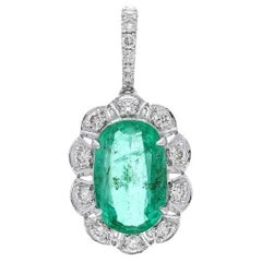 2,83 Karat Ovalschliff natürlicher Smaragd-Anhänger 18k Gold Diamantschmuck