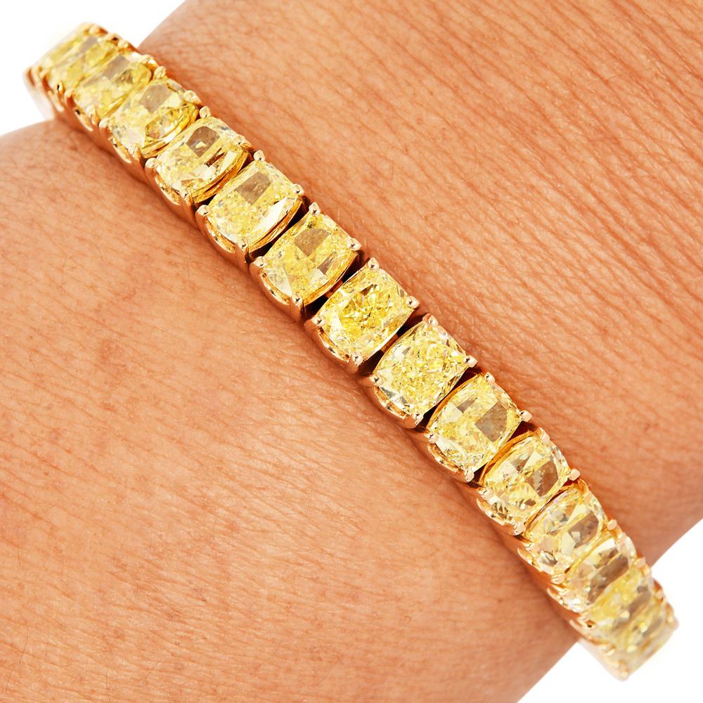 De las mujeres 28,32cts Pulsera de tenis de diamantes amarillos talla cojín natural en venta
