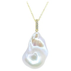 28.33ct Iridescent Large Baroque Pearl Diamond Pendant Necklace 18K Yellow Gold