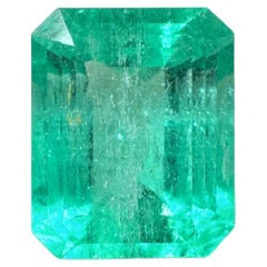 Pierre de naissance de mai de 2,84 carats 9x8 émeraude colombienne émeraude taille émeraude de Muzo mine