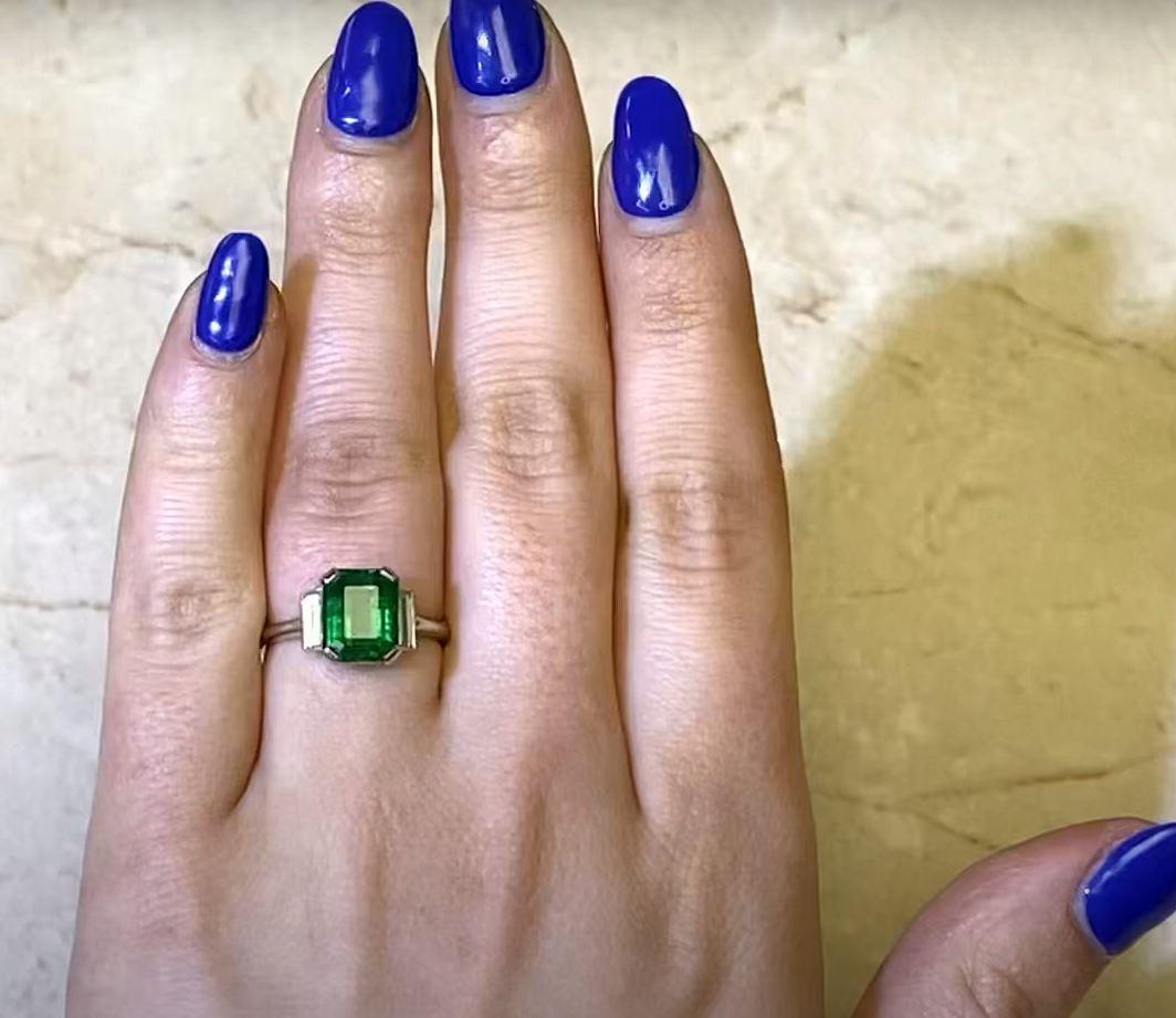 2.84 Carat Emerald-Cut Emerald Ring, Platinum 2