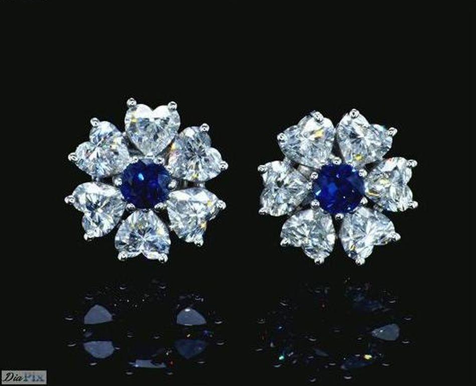 Limited edition Interchangeable Floral Diamond Earrings 2.84 Carat Total Diamond Weight in style of the Romantic Era. EGL Certified.
Those exquisite earrings combine the beauty or flowers with the beauty of hearts to create a romantic fascinating