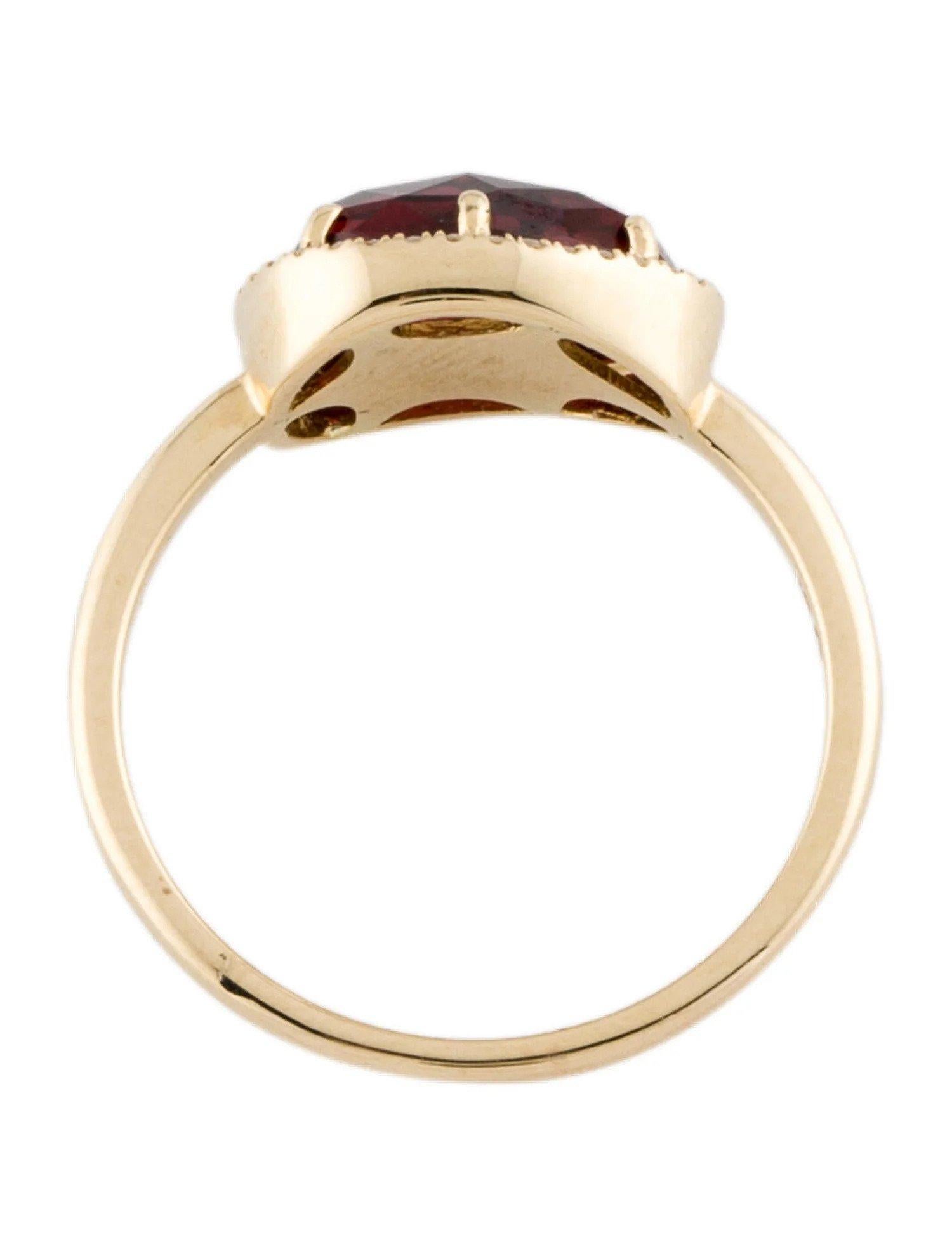 Women's 2.84 Carat Garnet & Diamond Yellow Gold Ring For Sale