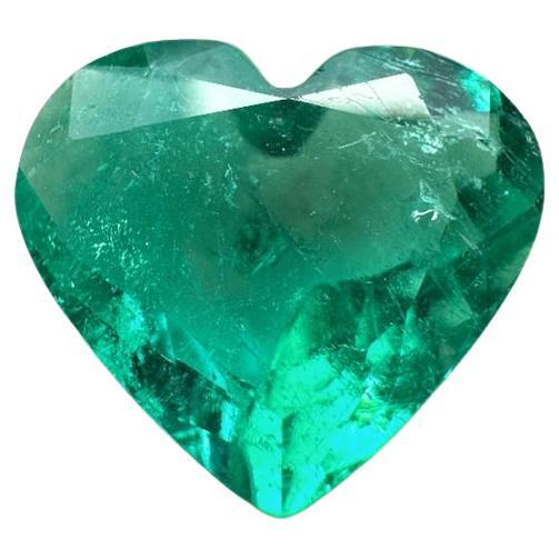 2.84 Carat Heart-Cut Colombian Emerald  Bright Green 10x11 Loose Gemstone