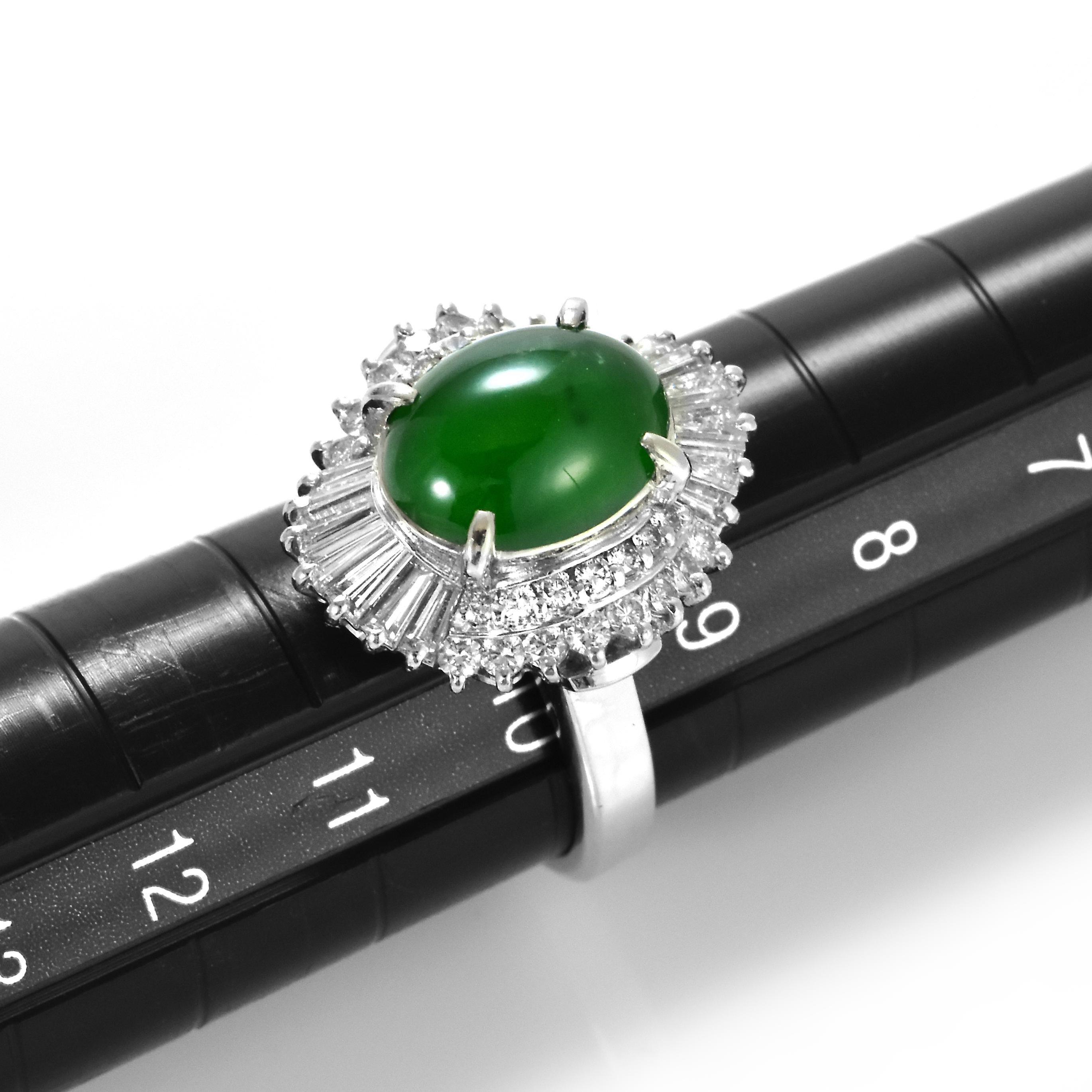 Anillo de Jade Natural Tipo A y Diamantes en Platino de 2.84 Quilates en venta 4