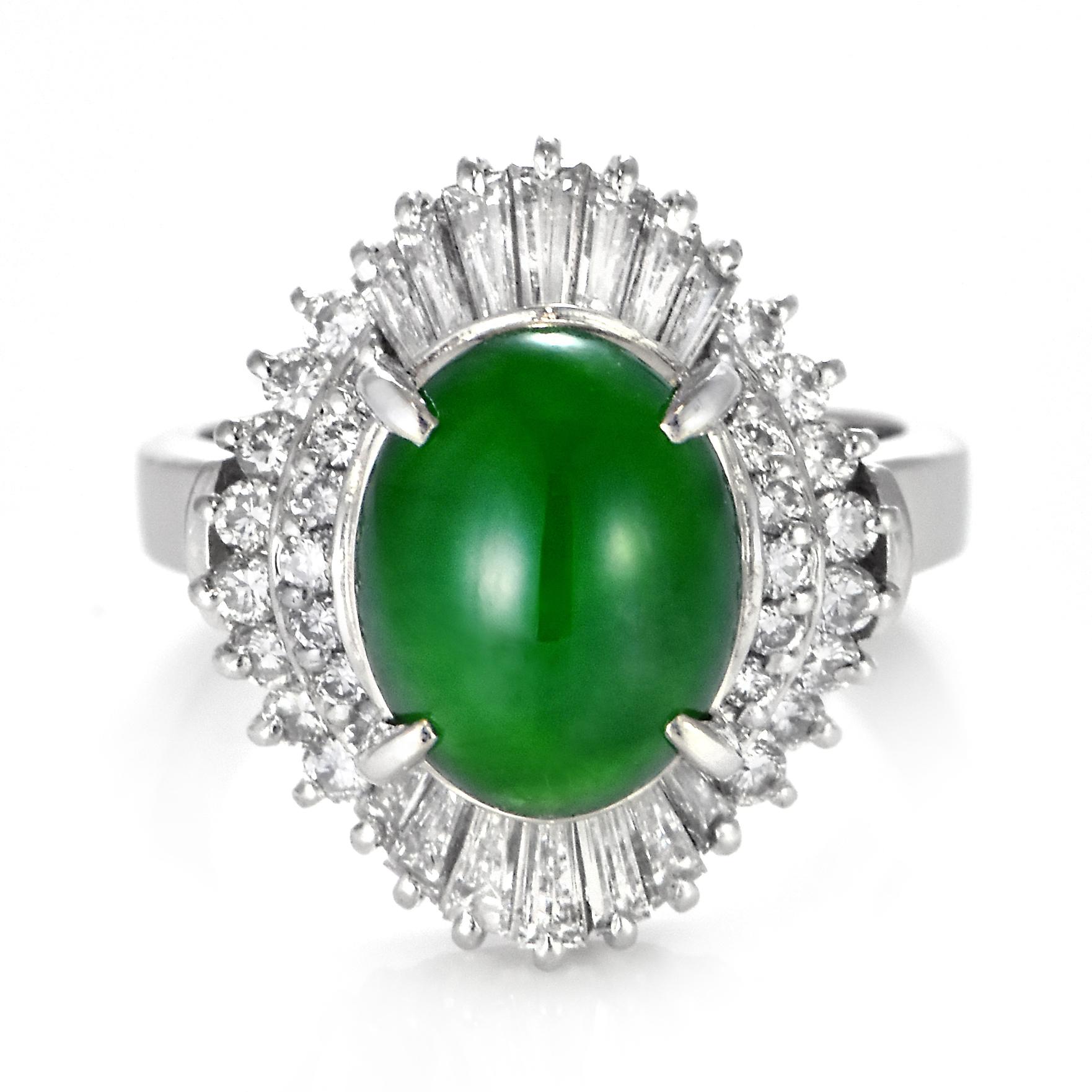 Anillo de Jade Natural Tipo A y Diamantes en Platino de 2.84 Quilates en venta 8