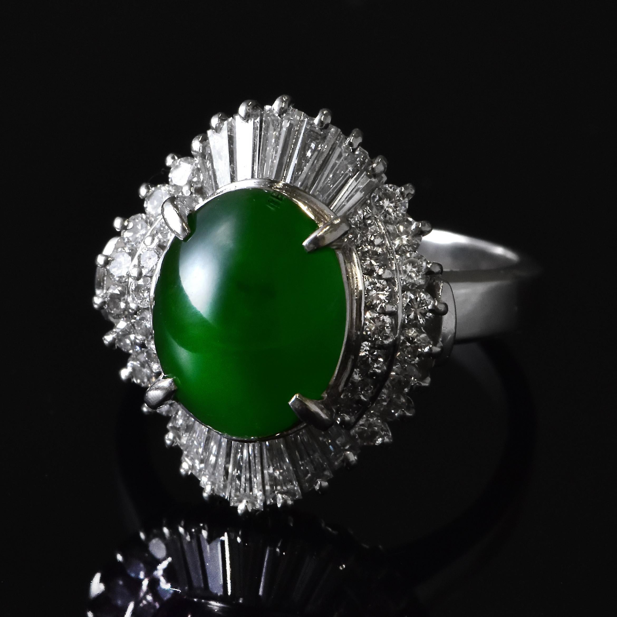 Anillo de Jade Natural Tipo A y Diamantes en Platino de 2.84 Quilates en venta 9