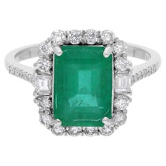 2.84 Carat Zambian Emerald Ring 0.62 Ct SI/H Diamond 14 Karat White Gold Jewelry