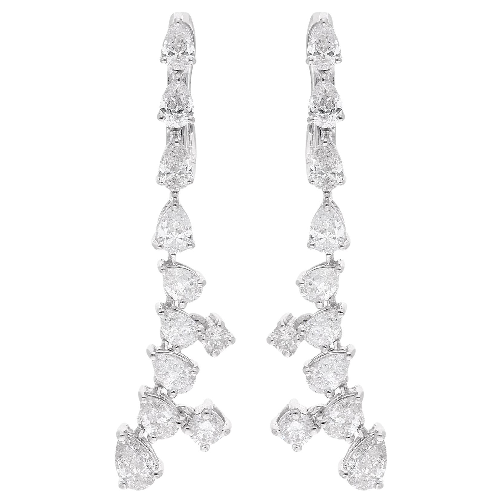 2.84 Ct. Boucles d'oreilles poire et diamants ronds en or blanc 14 carats Bijoux fins