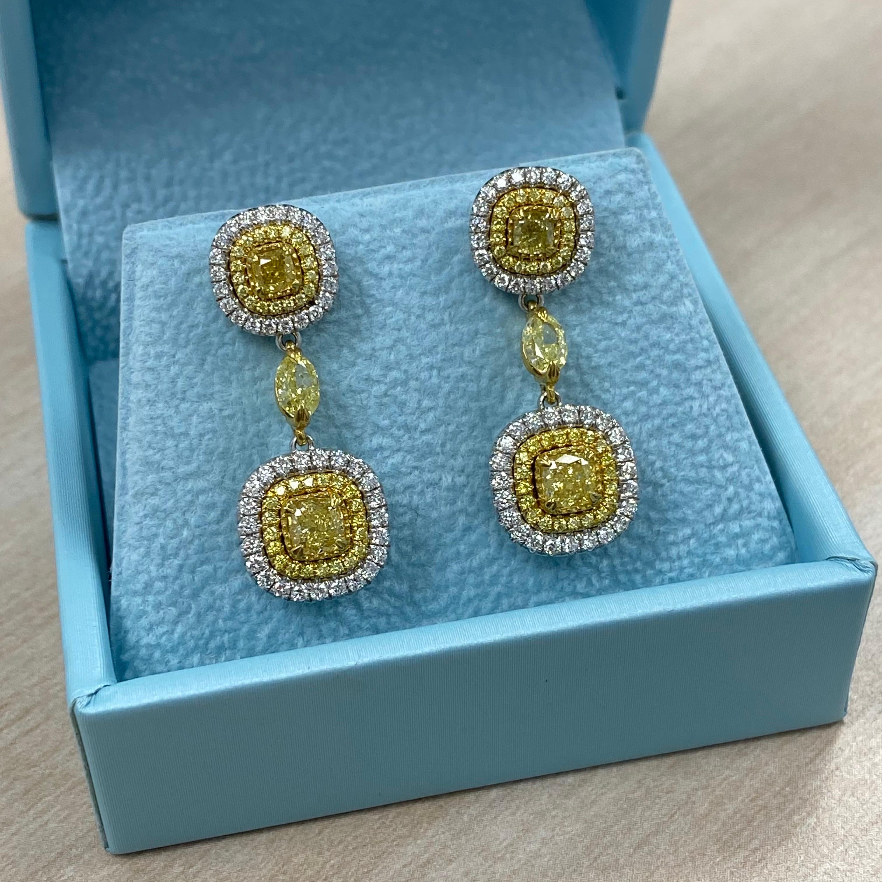 2.84CT Fancy Yellow Cushion Diamond Drop Ohrringe 14k Weißgold, Brautschmuck (Art déco) im Angebot