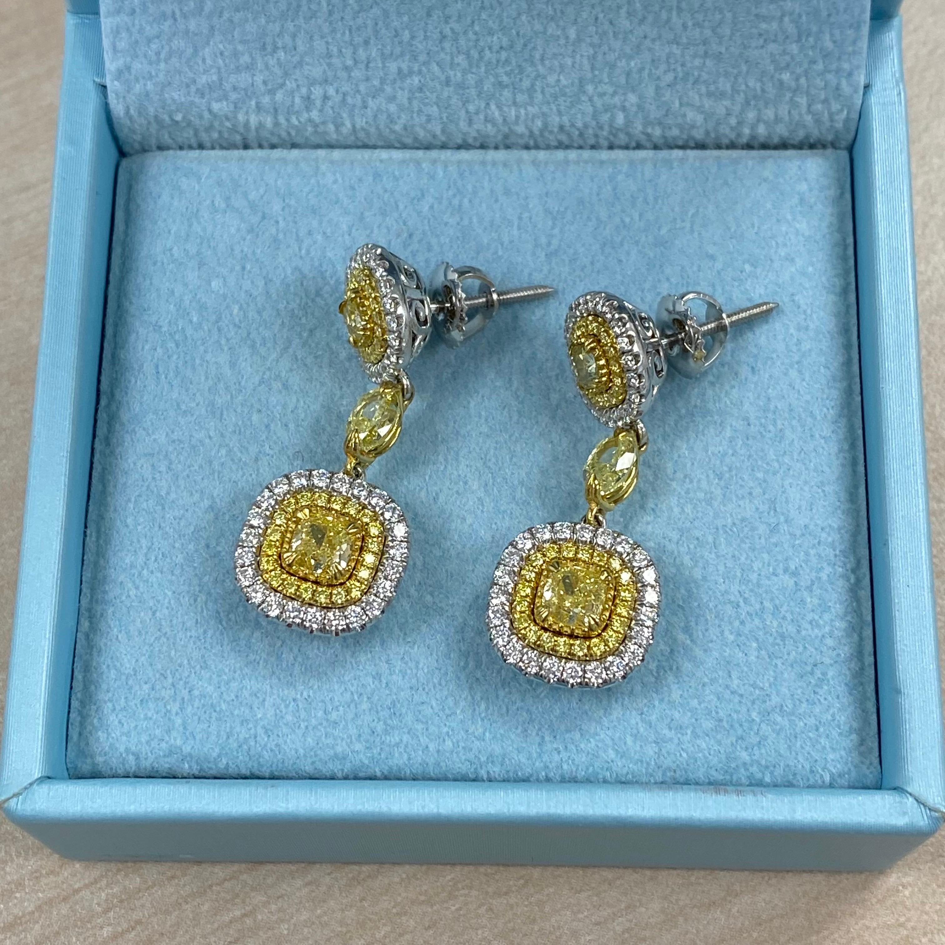 2.84CT Fancy Yellow Cushion Diamond Drop Ohrringe 14k Weißgold, Brautschmuck Damen im Angebot