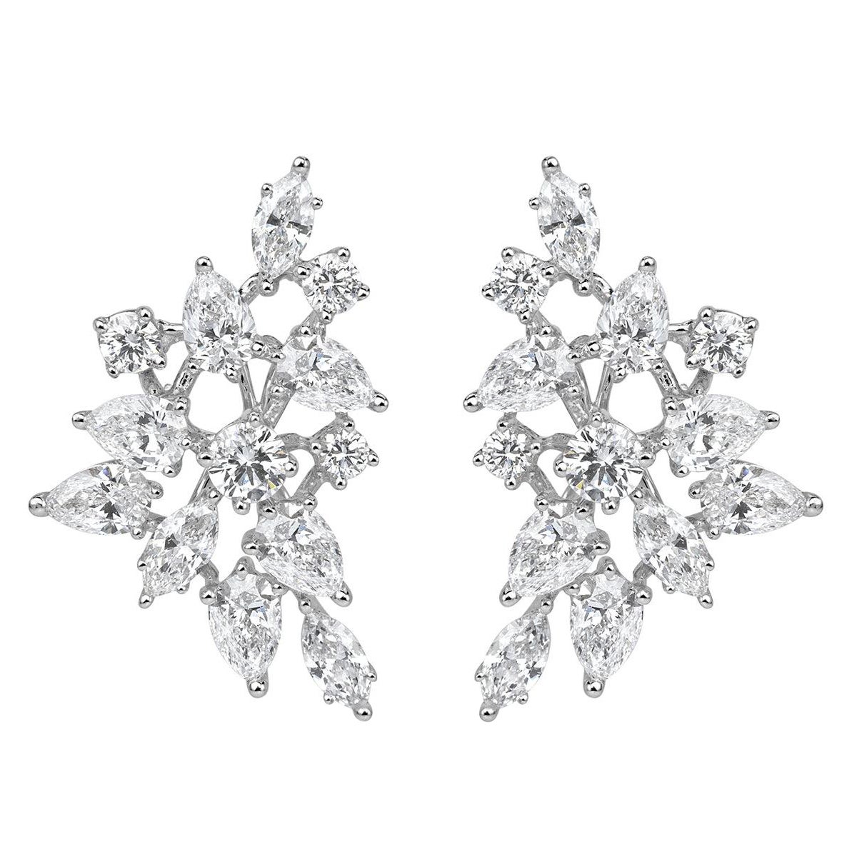 2.84ct Floral Cluster Diamond Stud Earrings in 18k White Gold en venta