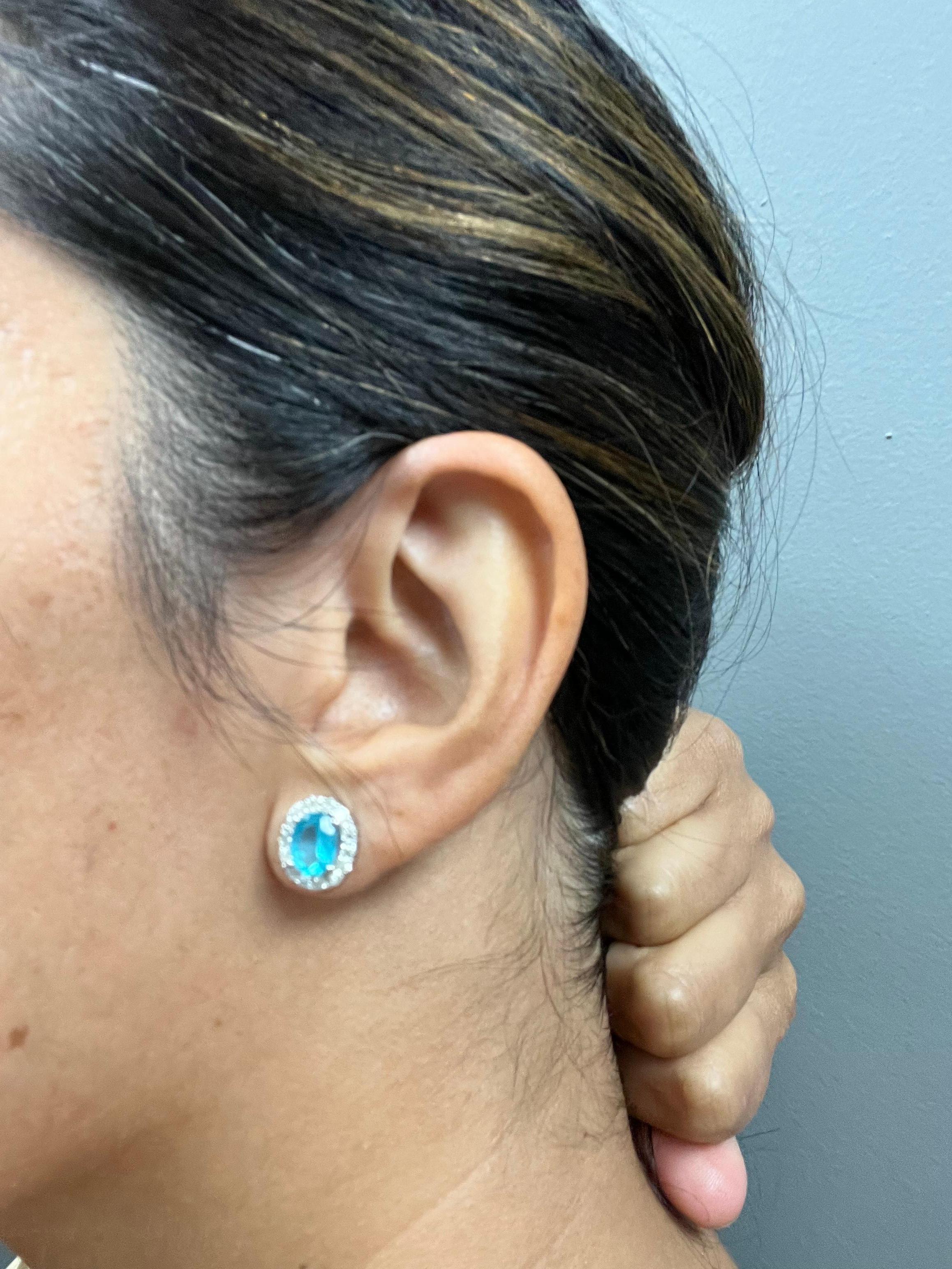 Contemporary 2.85 Natural Apatite Diamond White Gold Earrings For Sale