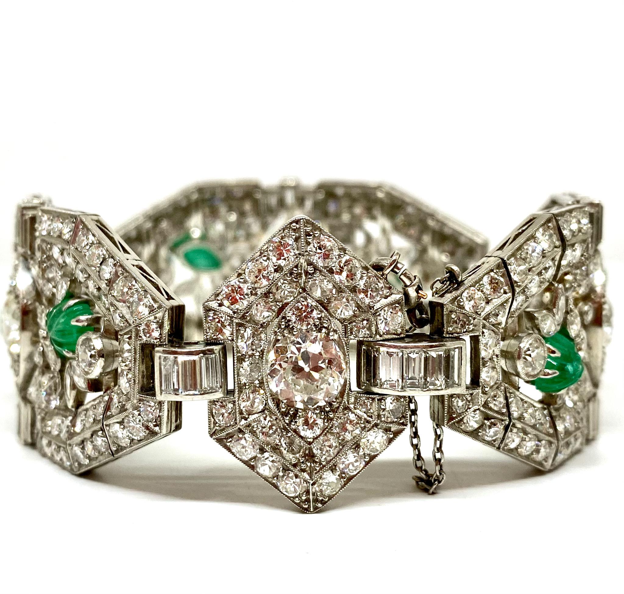 Edwardian 28.5 Carat Diamond and Emerald Antique Estate Bracelet For Sale