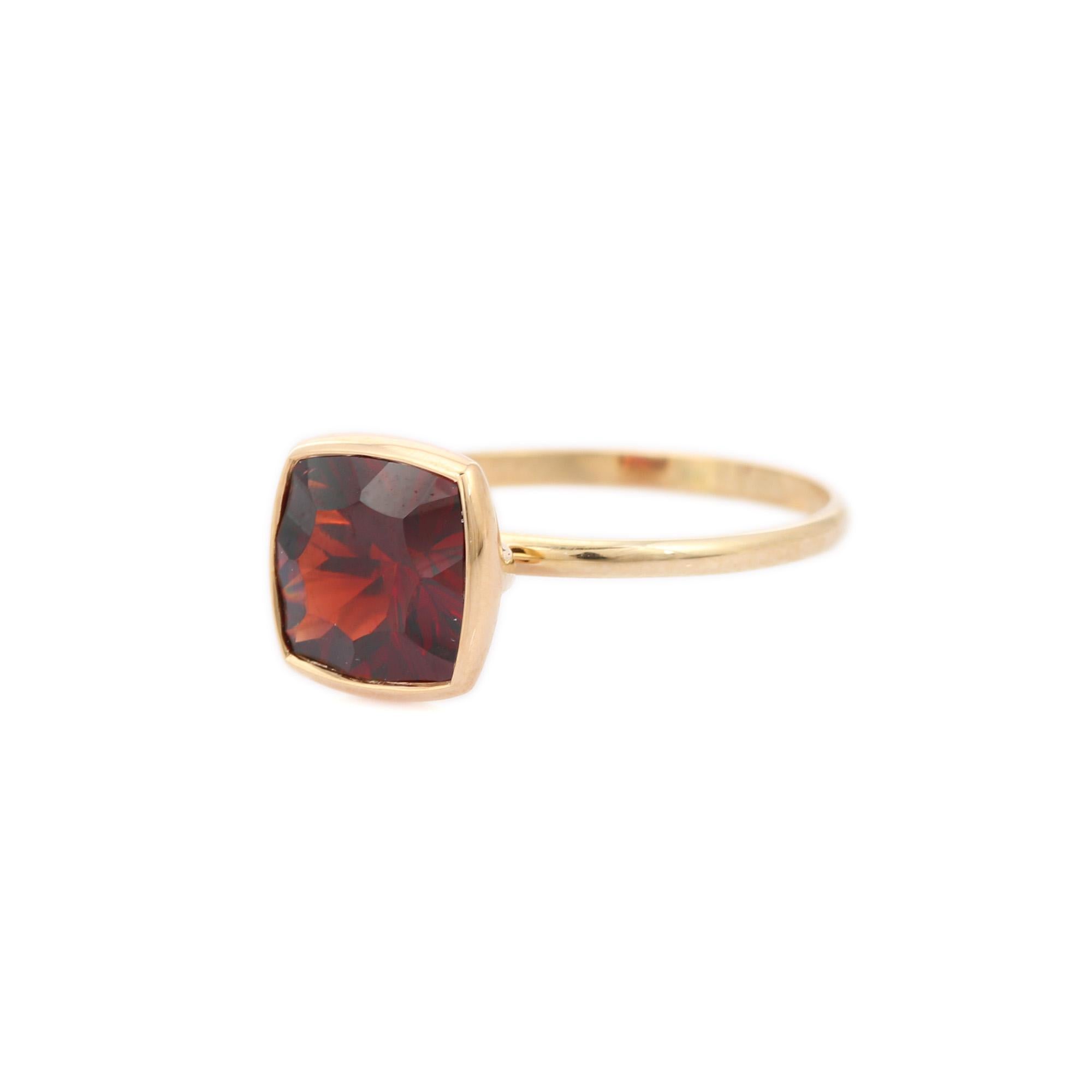 For Sale:  2.85 Carat Garnet Solitaire Ring in 14K Yellow Gold 2