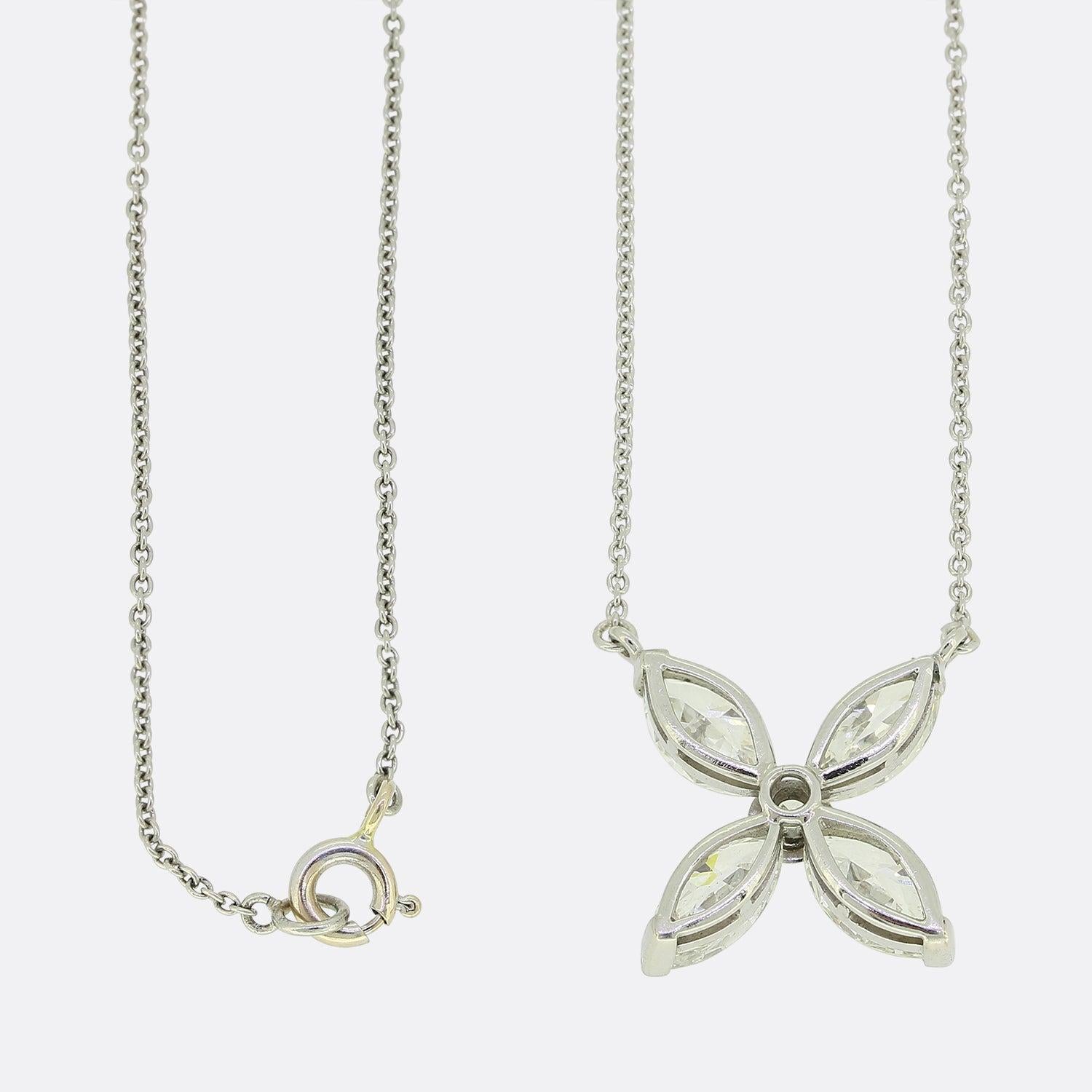 2.85 Carat Marquise Cut Diamond Pendant Necklace In Good Condition For Sale In London, GB