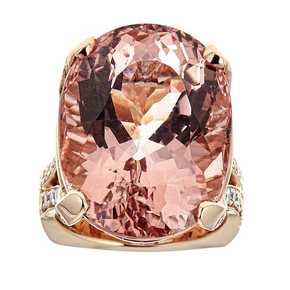 18 Karat Rose Gold Diamond 28.5 Carat Morganite Prong Set Solitaire Ring Size 6.5

Gorgeous Morganite gemstone and diamond ring. Luxurious, and one of its kind. Featuring an eye shimmering oval morganite, set gracefully in a 4 prong split shank.