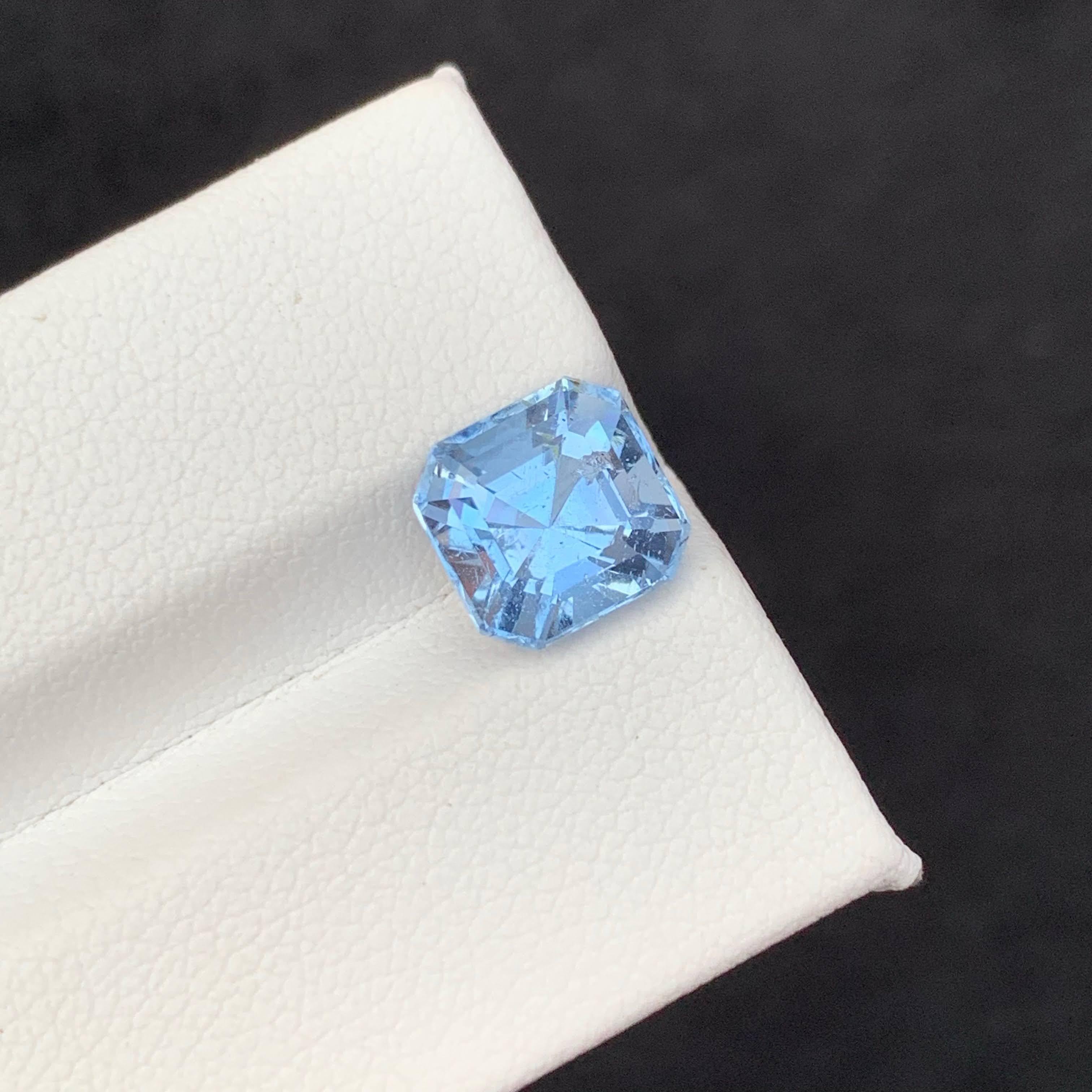 2.85 Carati di Acquamarina Blu Goshenite sciolta Nature Taglio Asscher Gemma Pakistan in vendita 5