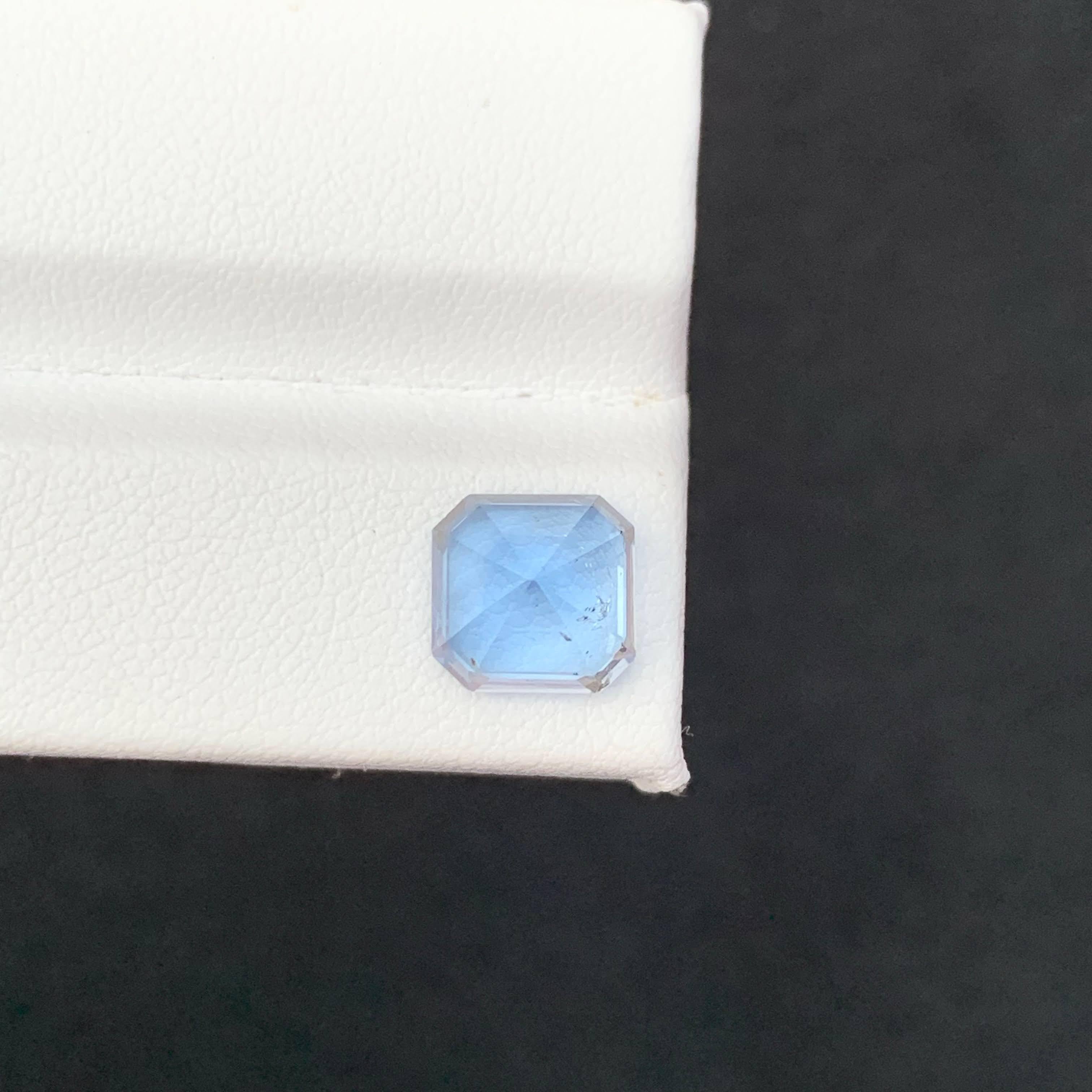 2.85 Carati di Acquamarina Blu Goshenite sciolta Nature Taglio Asscher Gemma Pakistan in vendita 3