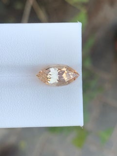 2.85 Carat Natural Loose Imperial Topaz Marquise Shape Gemstone (pierre précieuse en forme de marquise)