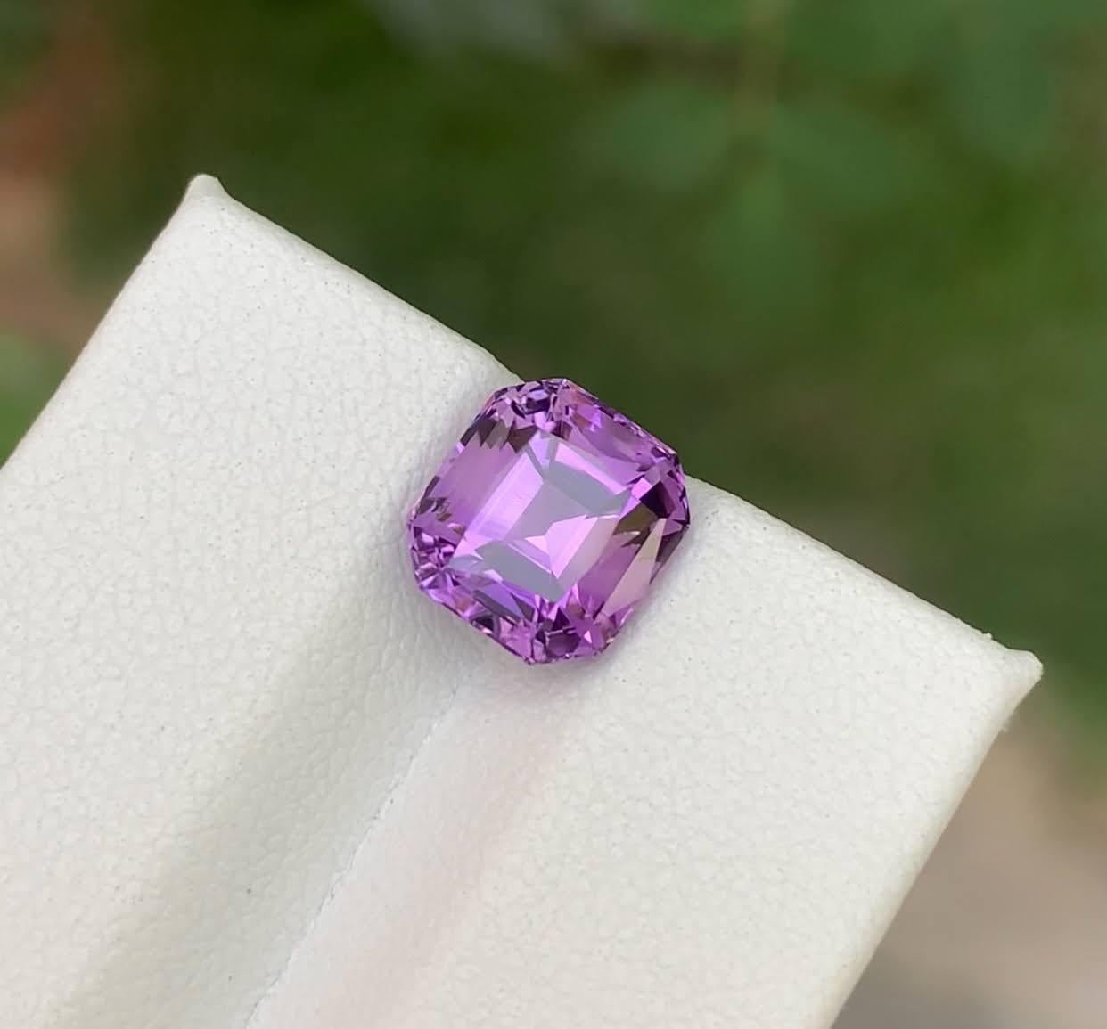Moderno 2.85 carati di pietra ametista viola naturale sciolta con taglio a cuscino Gemma brasiliana in vendita