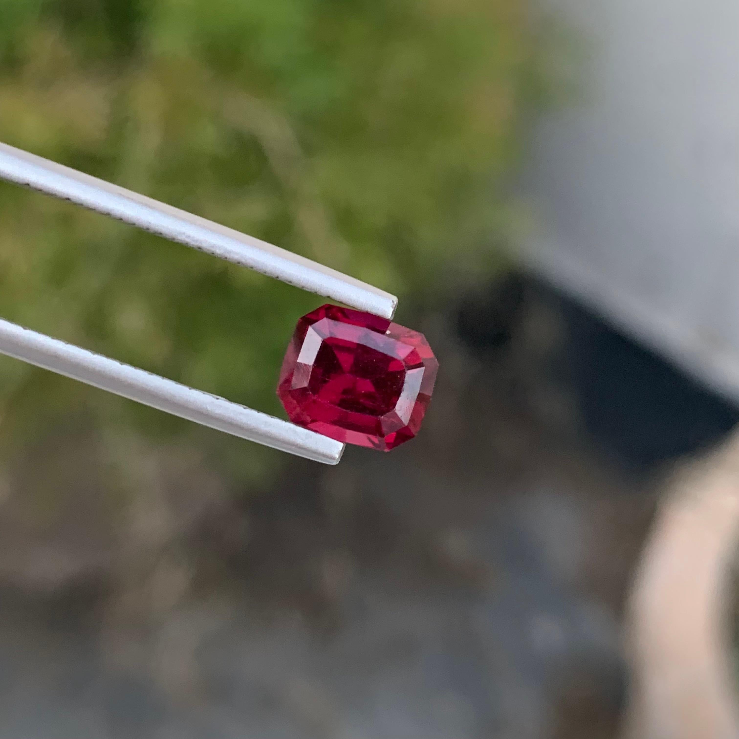 2.85 Carat Natural Loose Rhodolite Garnet Emerald Shape Gem For Jewellery For Sale 3