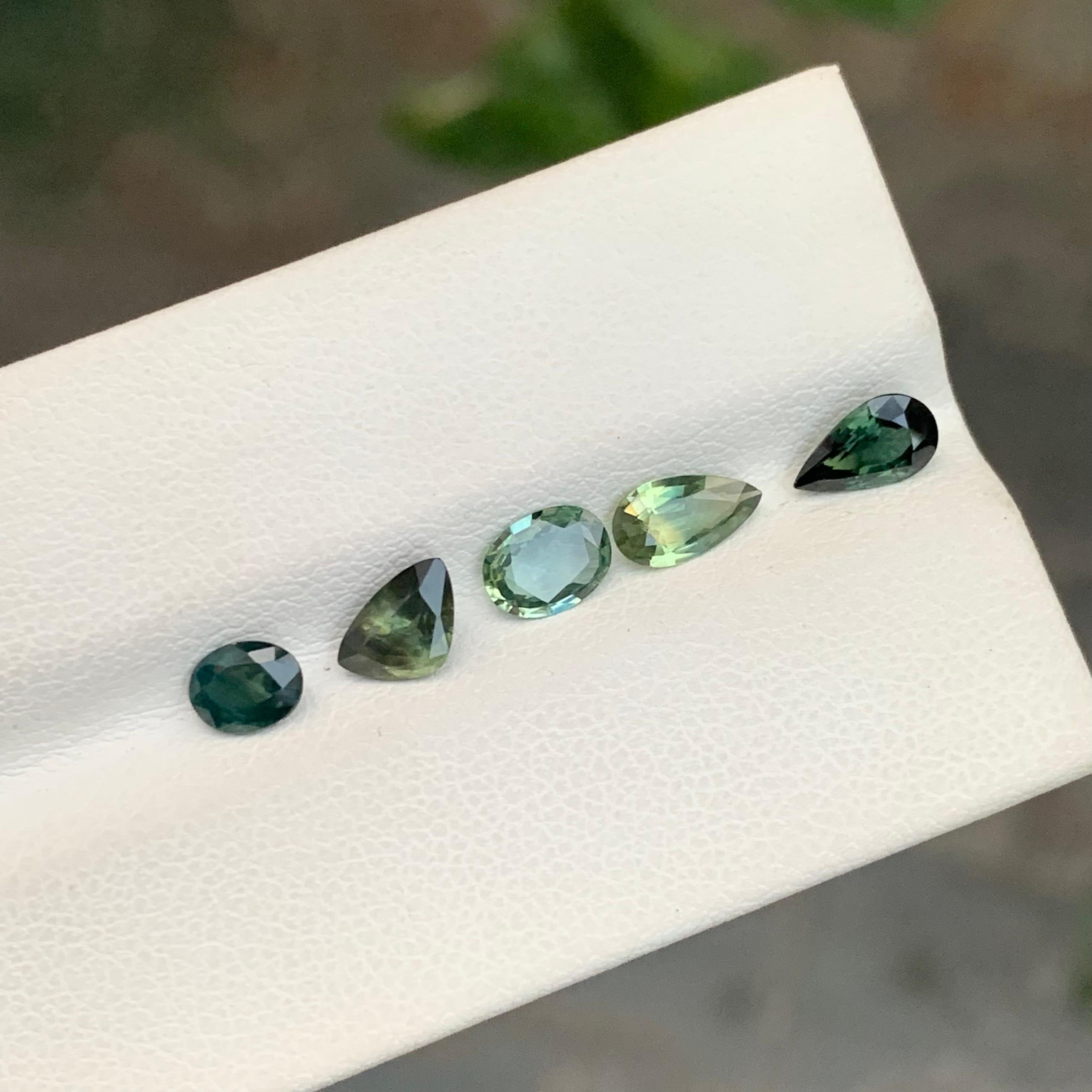 Arts and Crafts 2.85 Carat Natural Loose Sapphire Lot For Jewellery Making For Sale