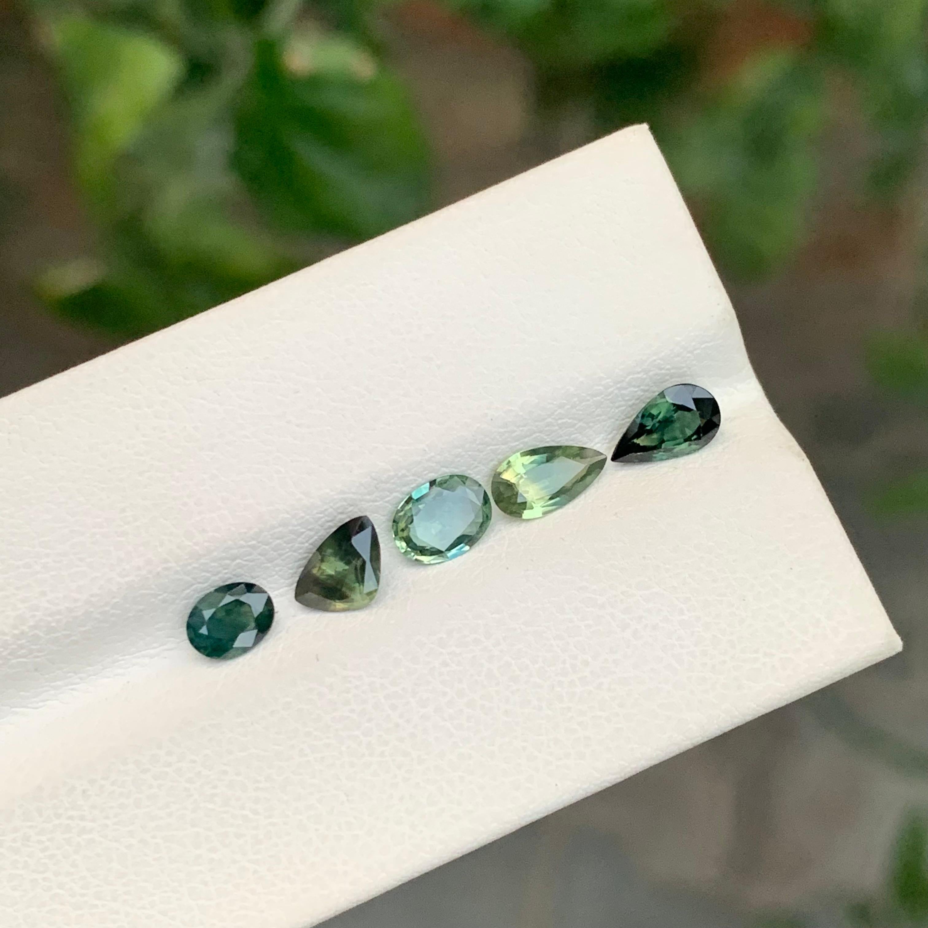 Mixed Cut 2.85 Carat Natural Loose Sapphire Lot For Jewellery Making For Sale