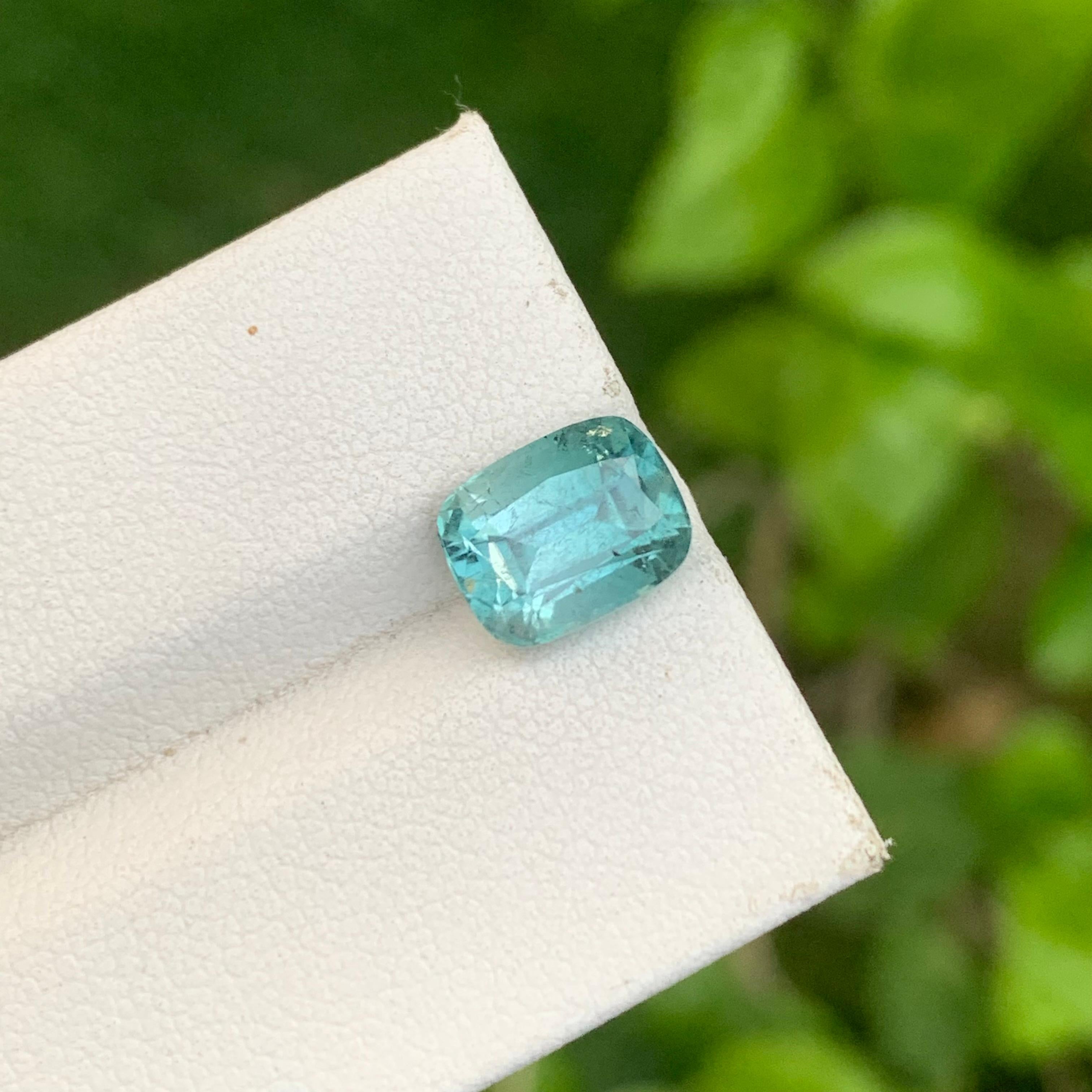 2.85 quilates de turmalina de mar natural suelta en forma de cojín para joyería en venta 2